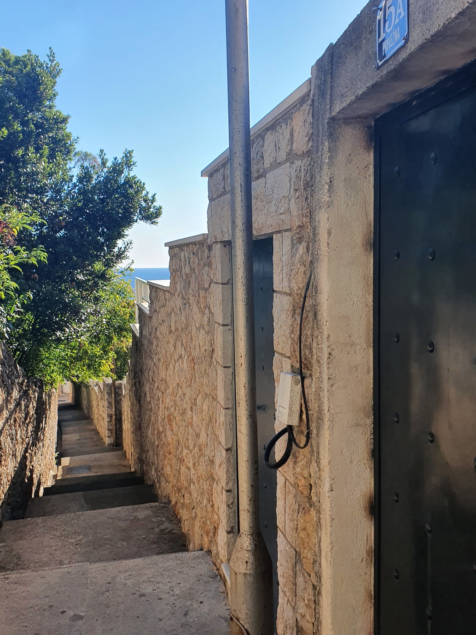 One bedroom apartment with terrace Dubrovnik  A-a