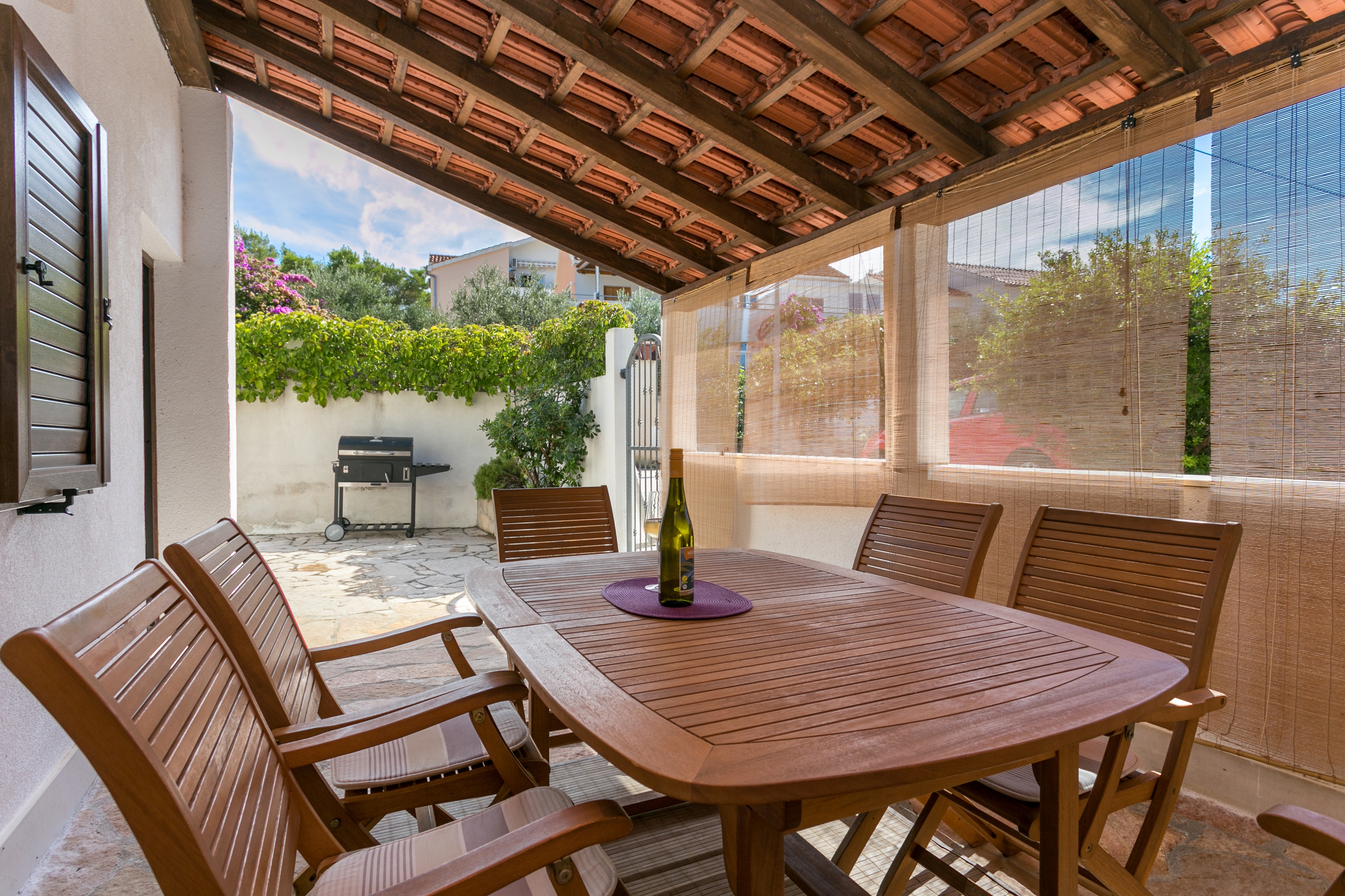 Two bedroom house with terrace Milna, Brač  K