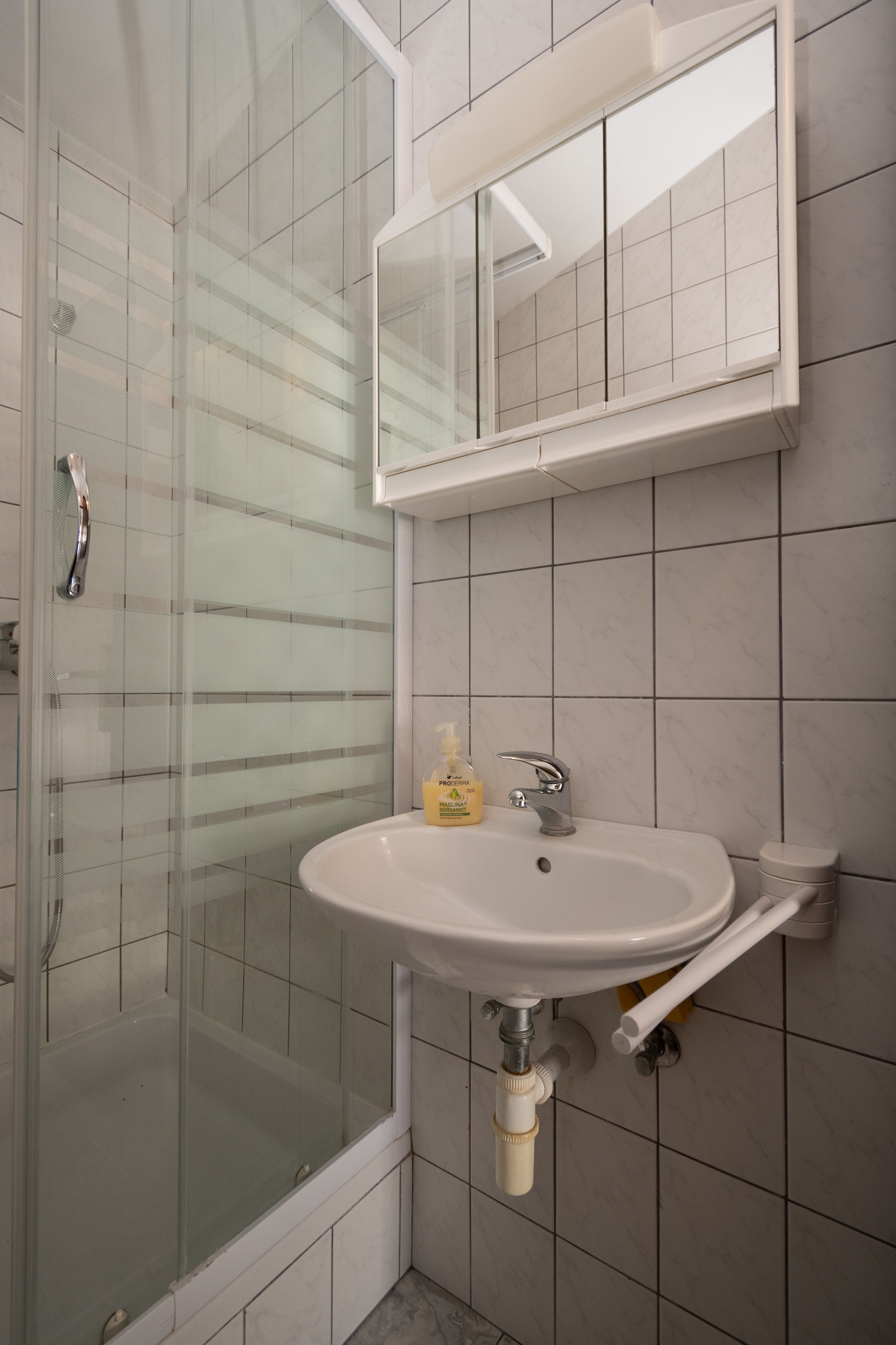 One bedroom apartment with terrace Vir  A-a