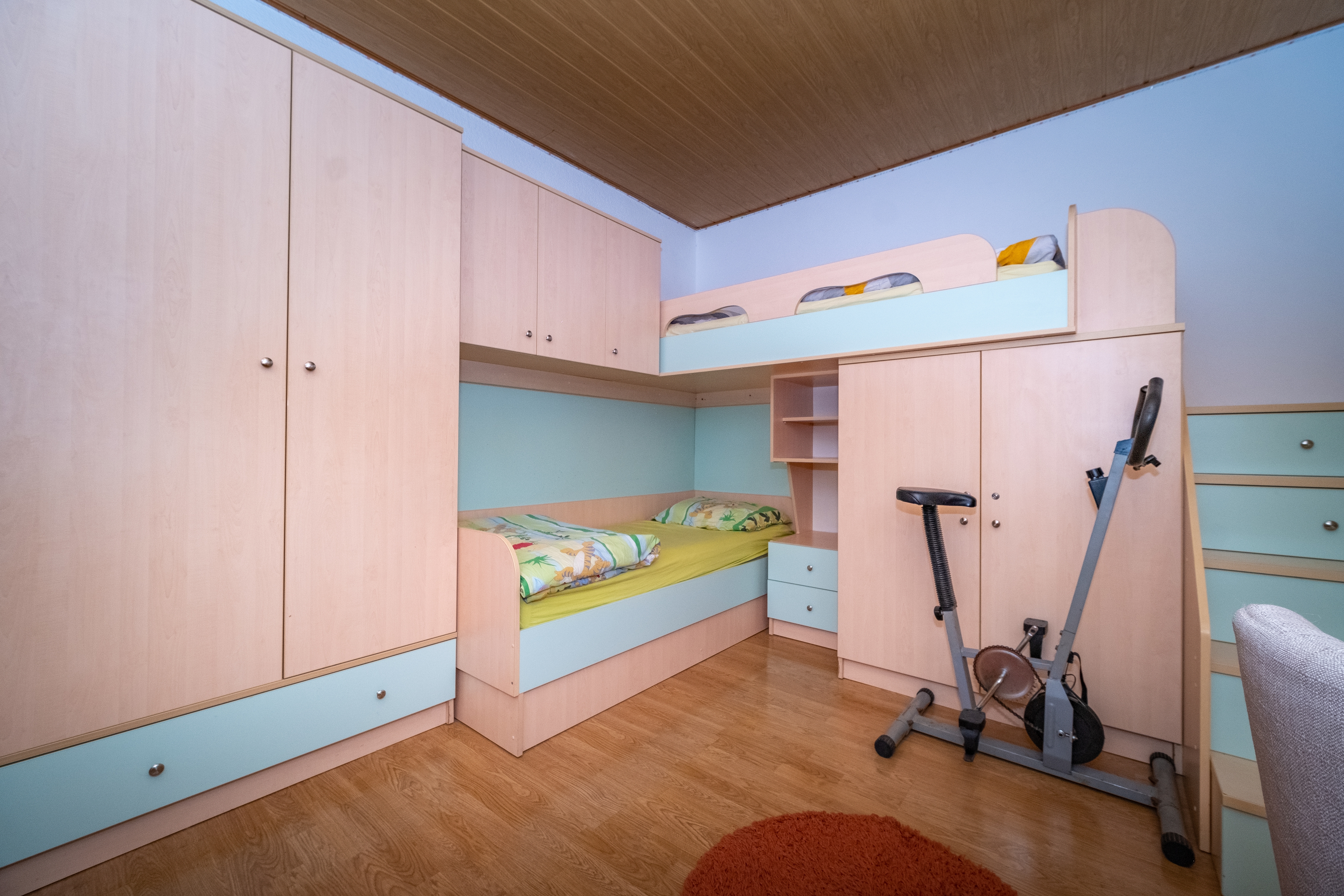 Two bedroom apartment near beach Postira, Brač  A-a