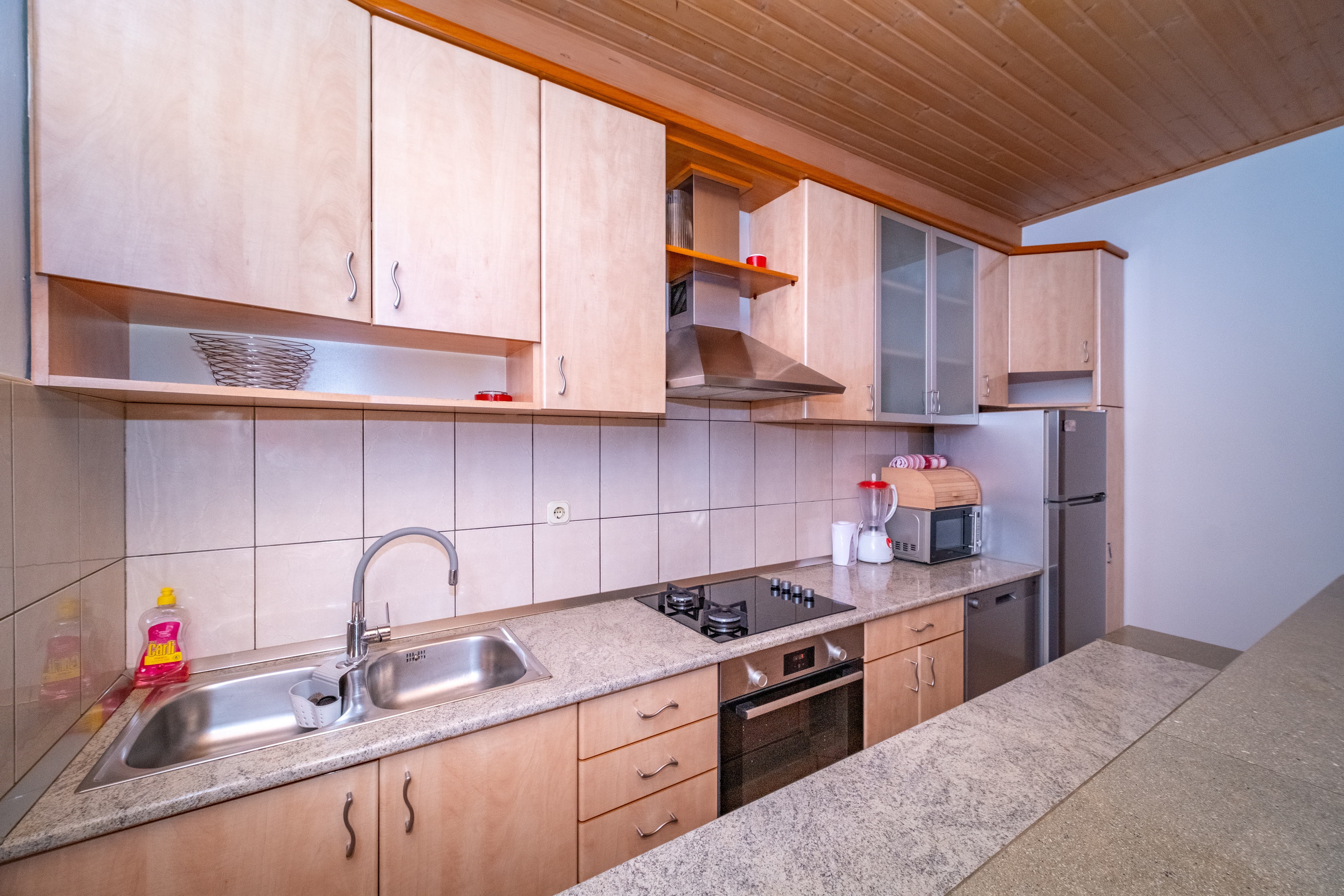 Two bedroom apartment near beach Postira, Brač  A-a