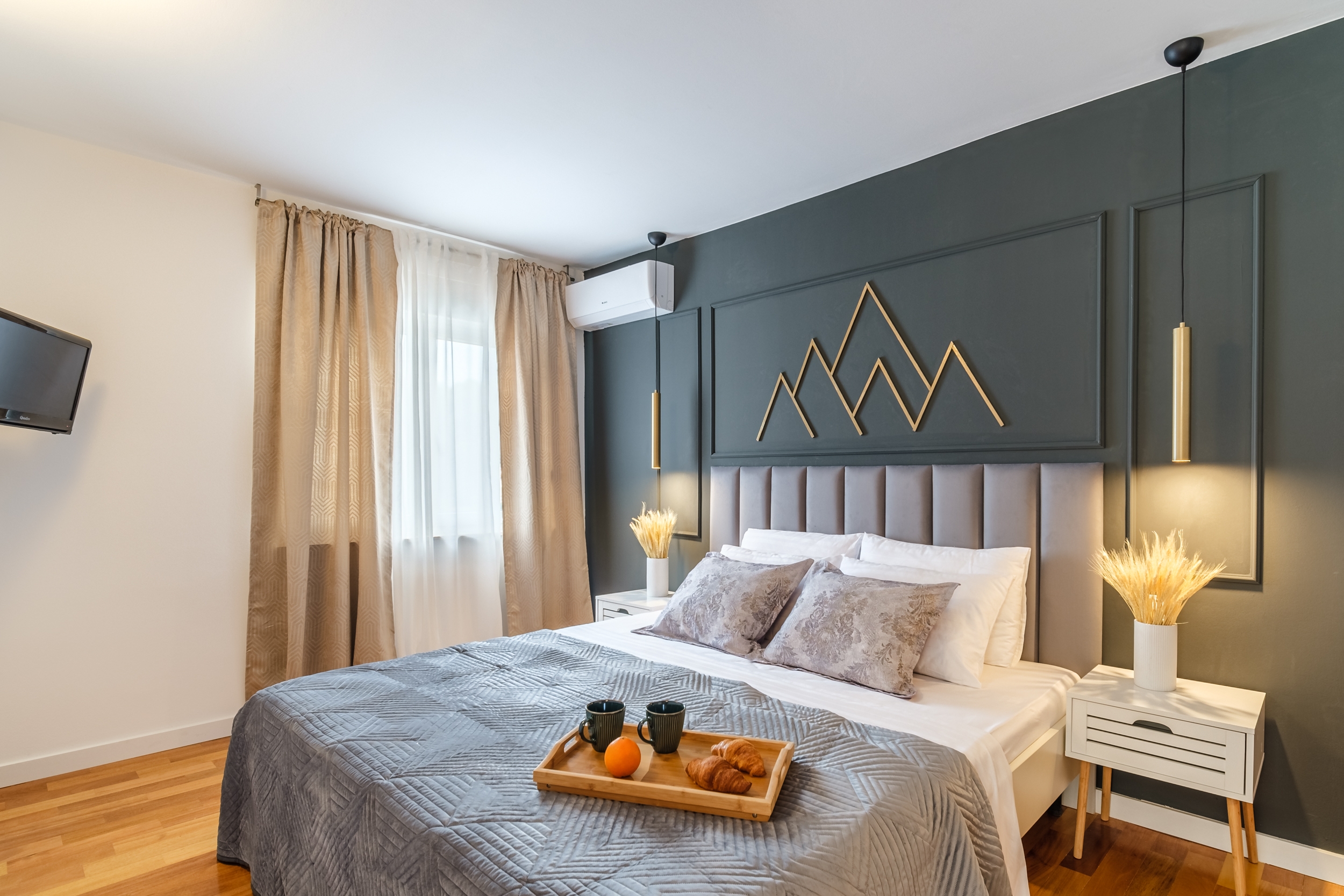 Two bedroom apartment with terrace and sea view Sutivan, Brač  A-a