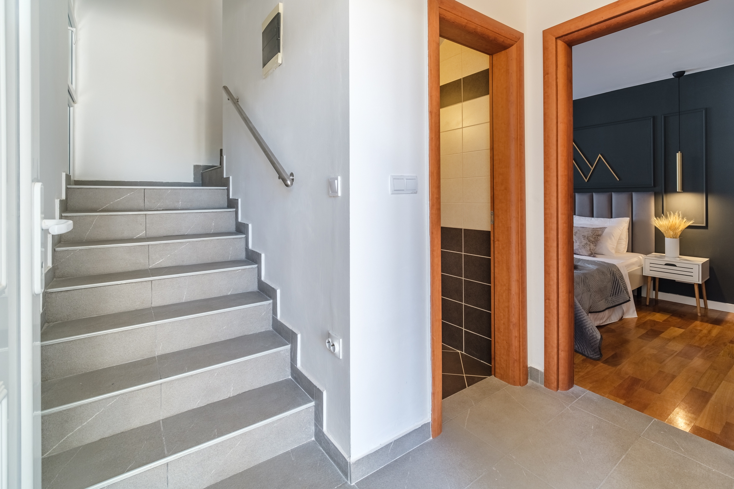 Two bedroom apartment with terrace and sea view Sutivan, Brač  A-a