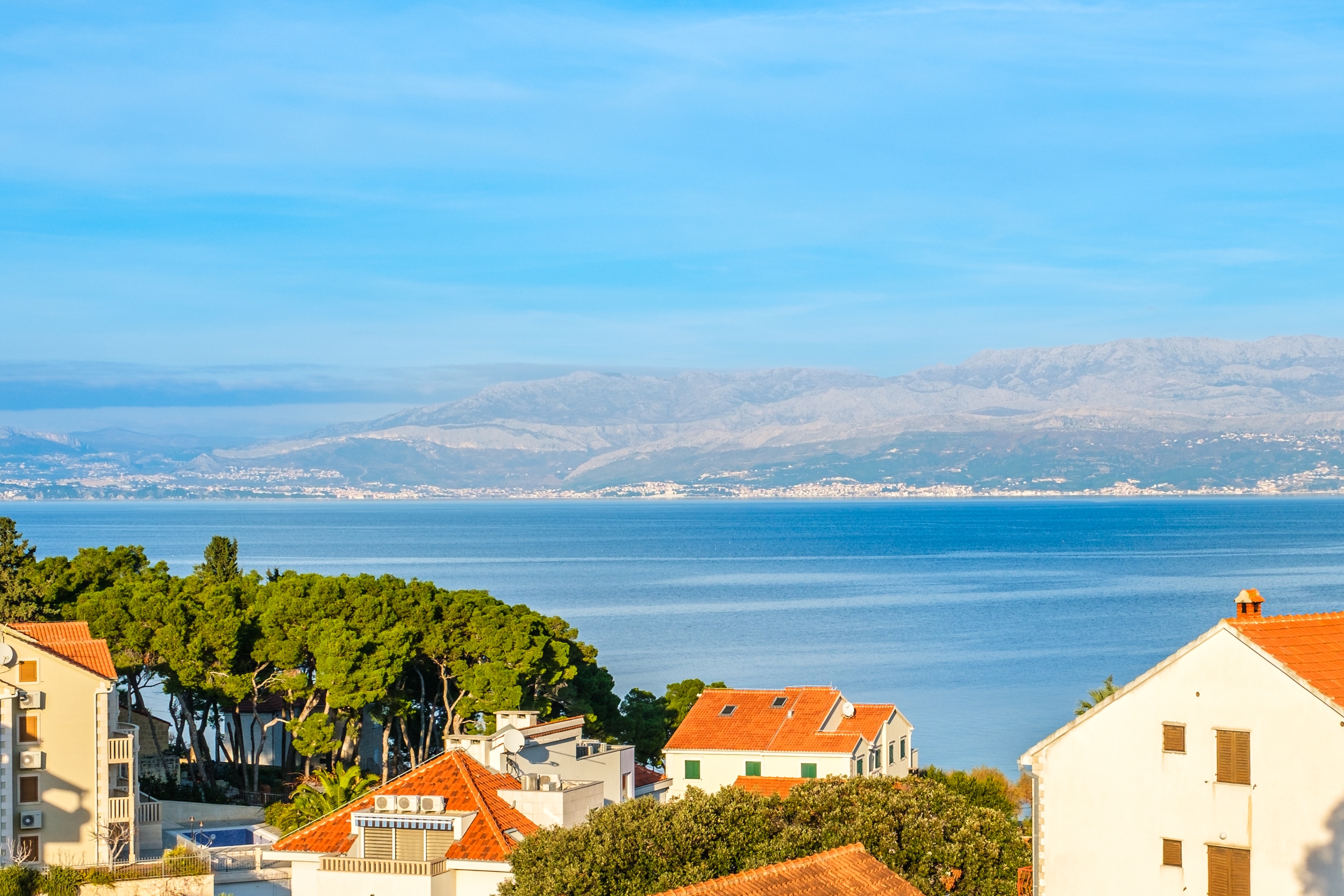 Two bedroom apartment with terrace and sea view Sutivan, Brač  A-a