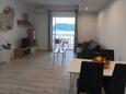 Obývací pokoj Supetarska Draga - Gornja, Obývací pokoj v ubytování typu apartment, s klimatizací, domácí mazlíčci povoleni a WiFi.