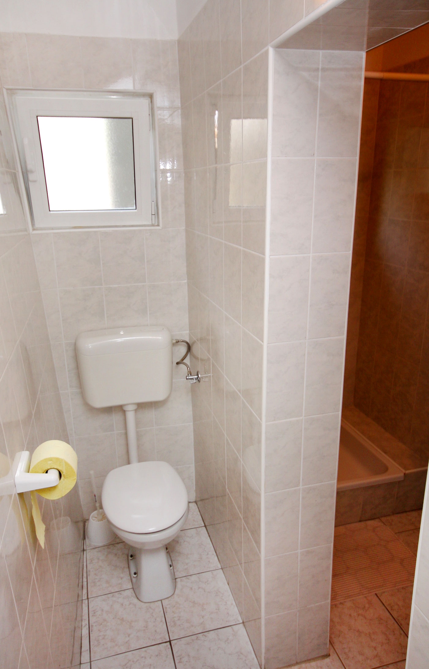 Two bedroom apartment near beach Supetarska Draga - Gornja, Rab  A-b