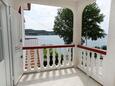 Supetarska Draga - Gornja, Terrasse 2 dans l’hébergement en type apartment, avec la vue sur la mer, animaux acceptés et WiFi.