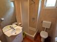 Ванная комната 1 Supetarska Draga - Gornja, Ванная комната 1 в размещении типа apartment, Домашние животные допускаются и WiFi.
