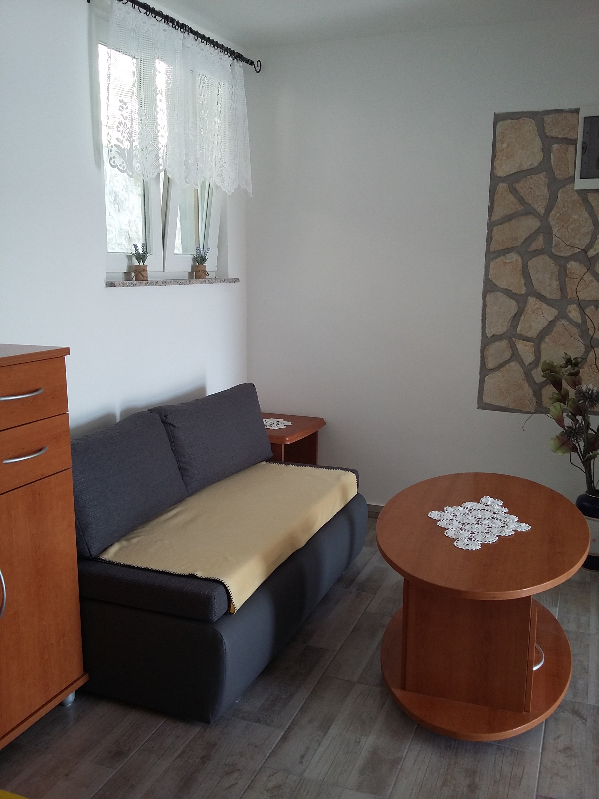 One bedroom apartment near beach Supetarska Draga - Gornja, Rab (A-2016-e) One bedroom apartment near beach Supetarska Draga - Gornja, Rab (A-2016-e)