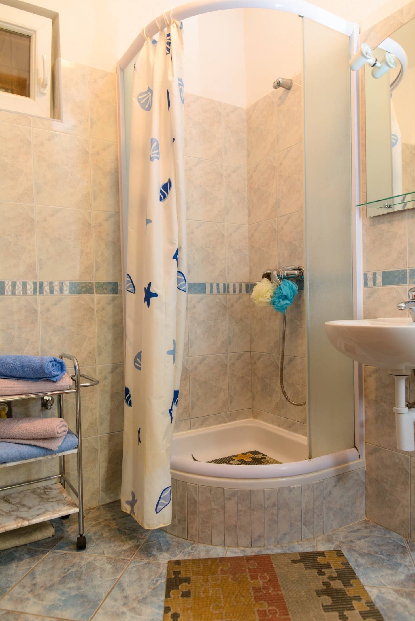 Two bedroom apartment with terrace and sea view Mavarštica, Čiovo  A-a