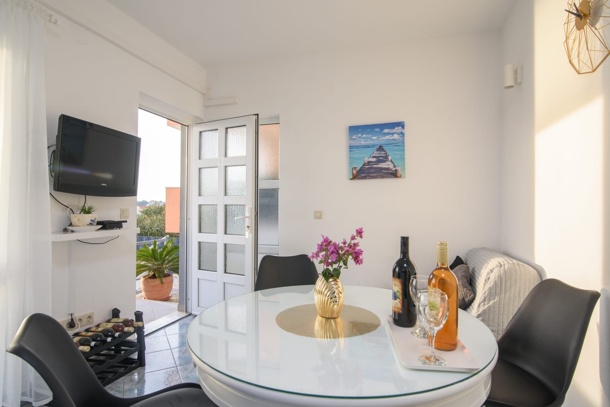 Two bedroom apartment with terrace and sea view Mavarštica, Čiovo  A-a