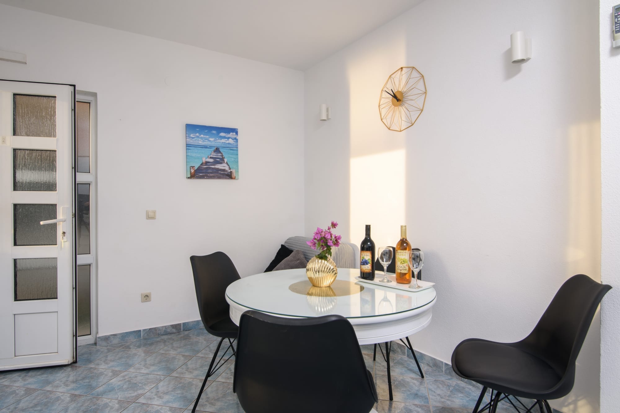 Two bedroom apartment with terrace and sea view Mavarštica, Čiovo  A-a