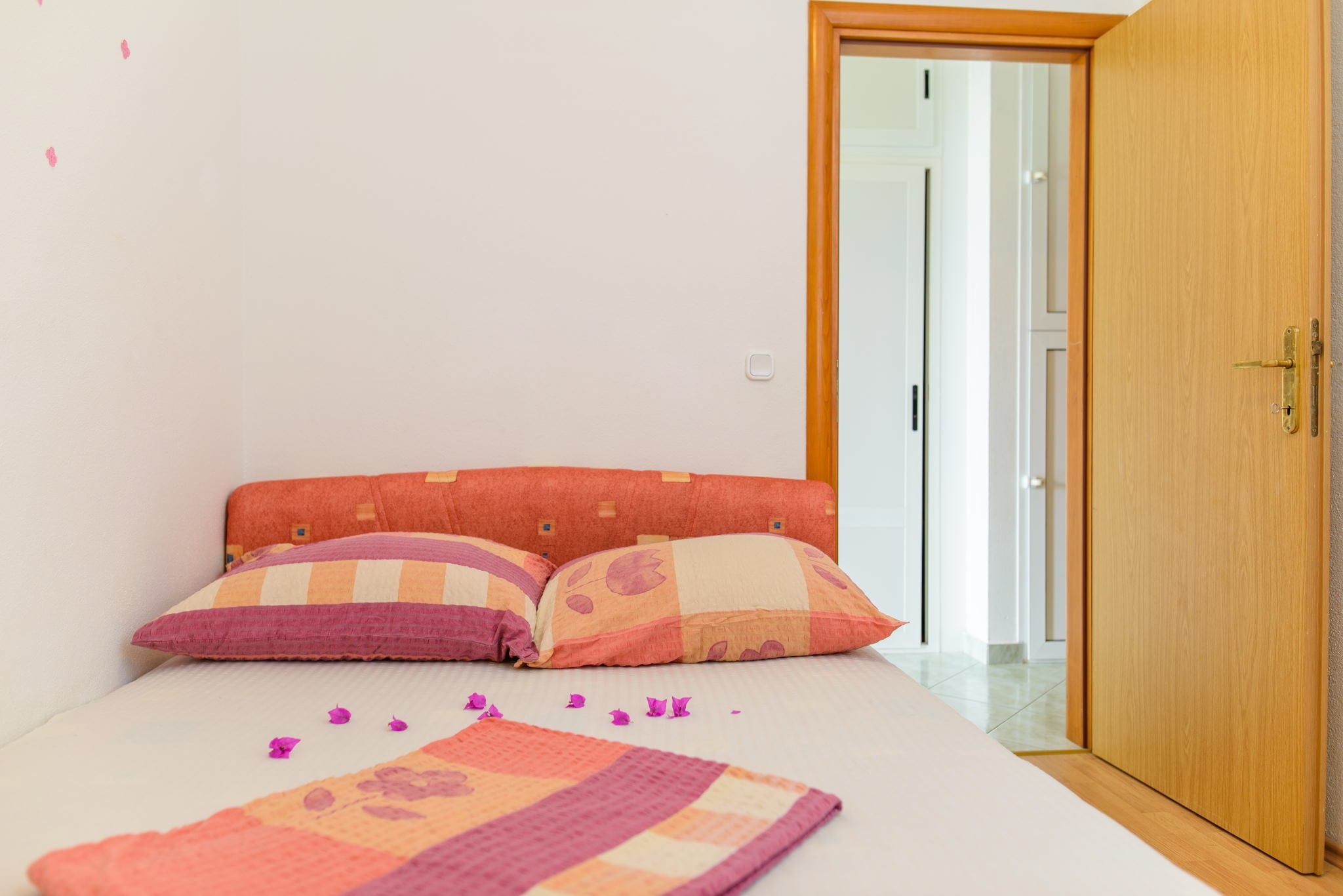 Two bedroom apartment with terrace and sea view Mavarštica, Čiovo  A-c