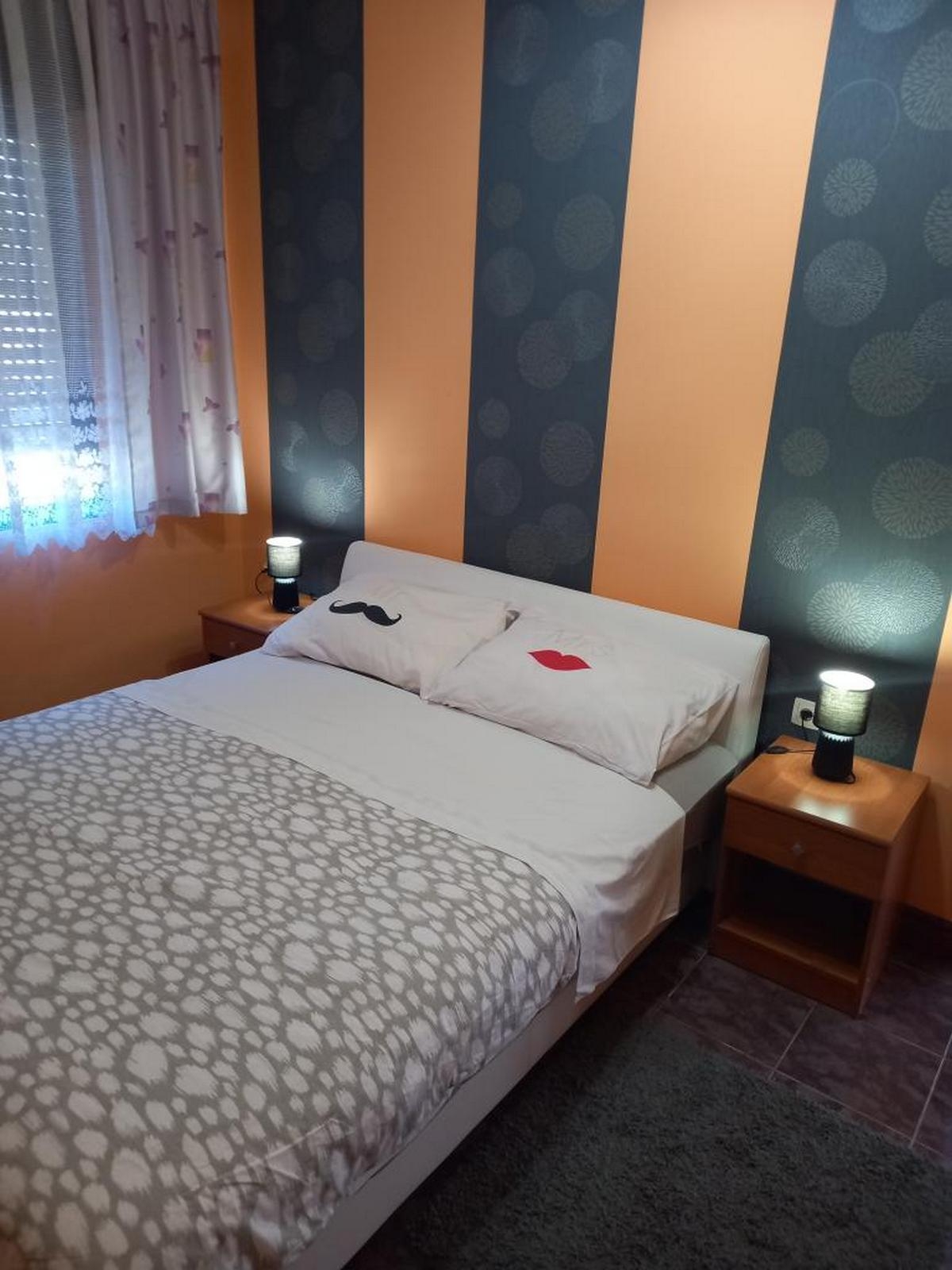 One bedroom apartment with terrace Vir  A-a