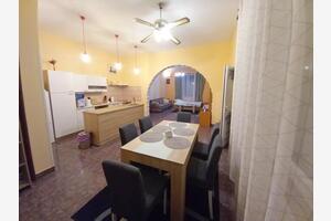 Apartmány s parkovištěm Vir - 20163