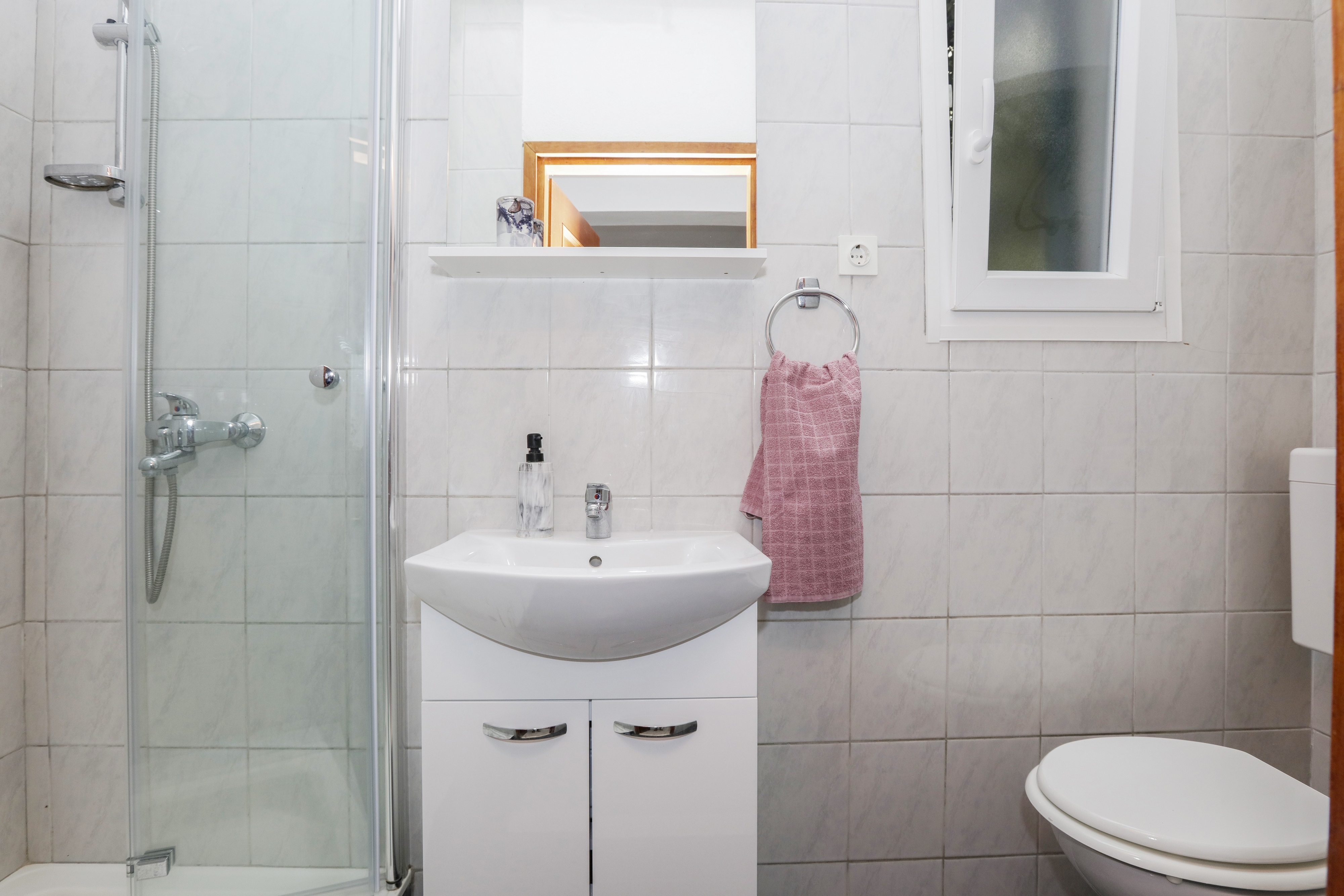One bedroom apartment with terrace Rogoznica  A-a
