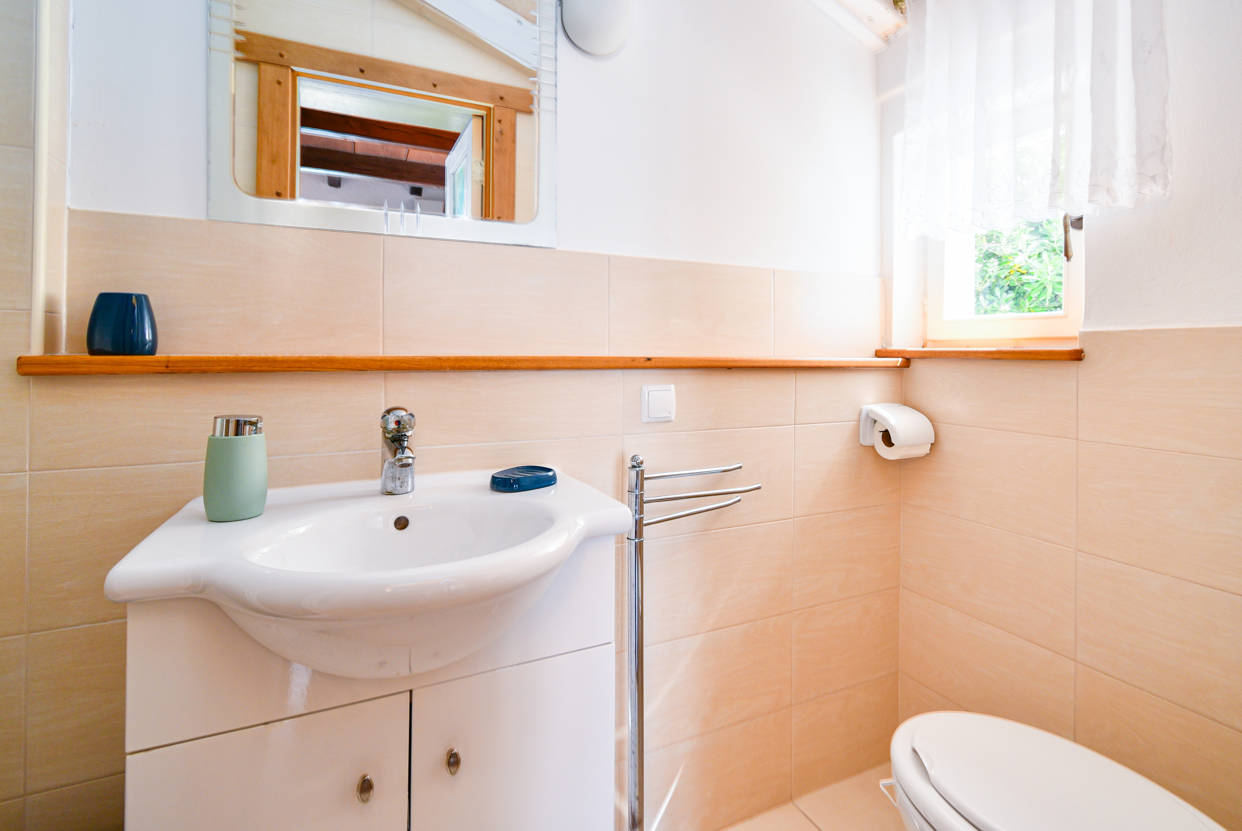 Two bedroom apartment with terrace Barbat, Rab  A-a