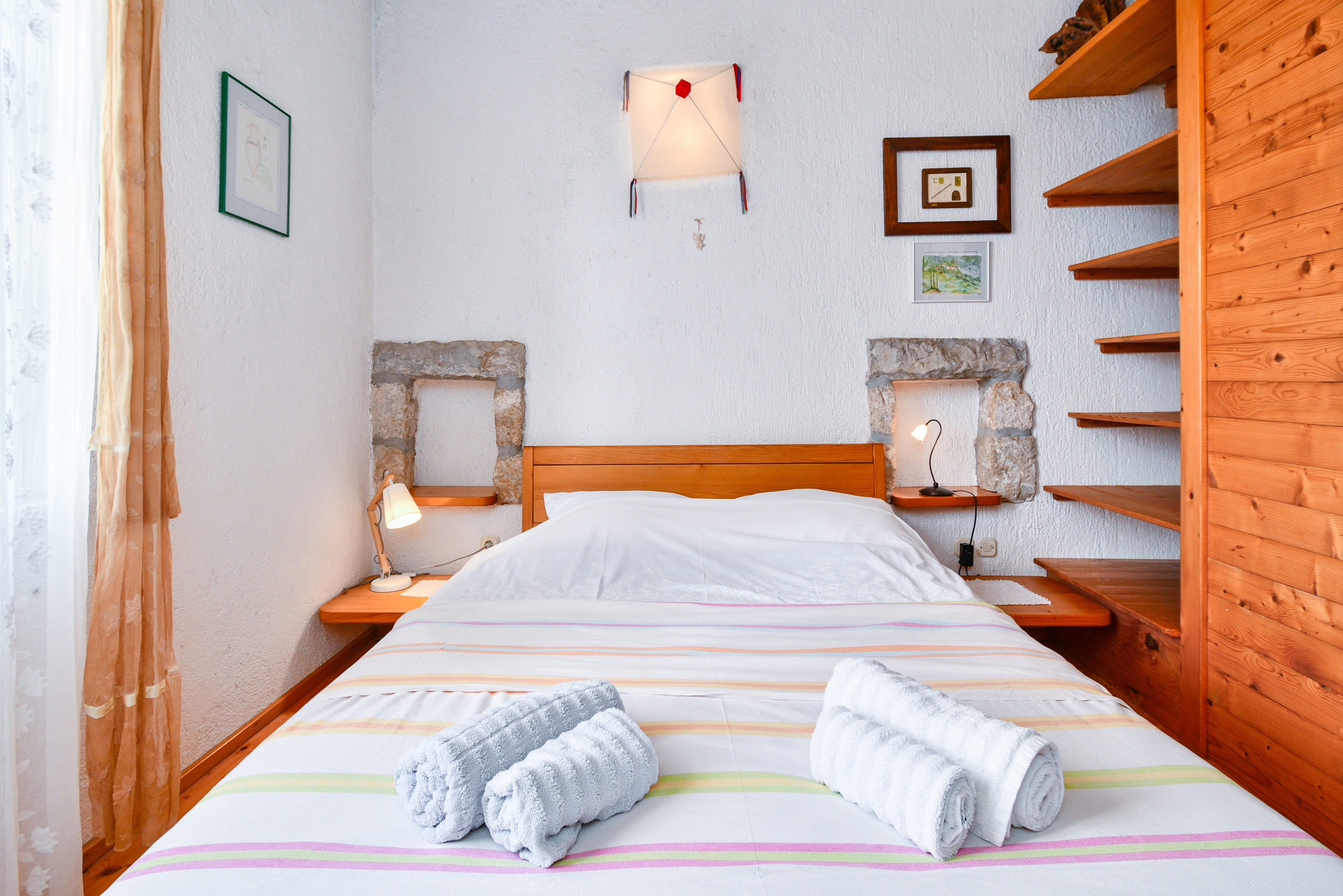 Two bedroom apartment with terrace Barbat, Rab  A-b
