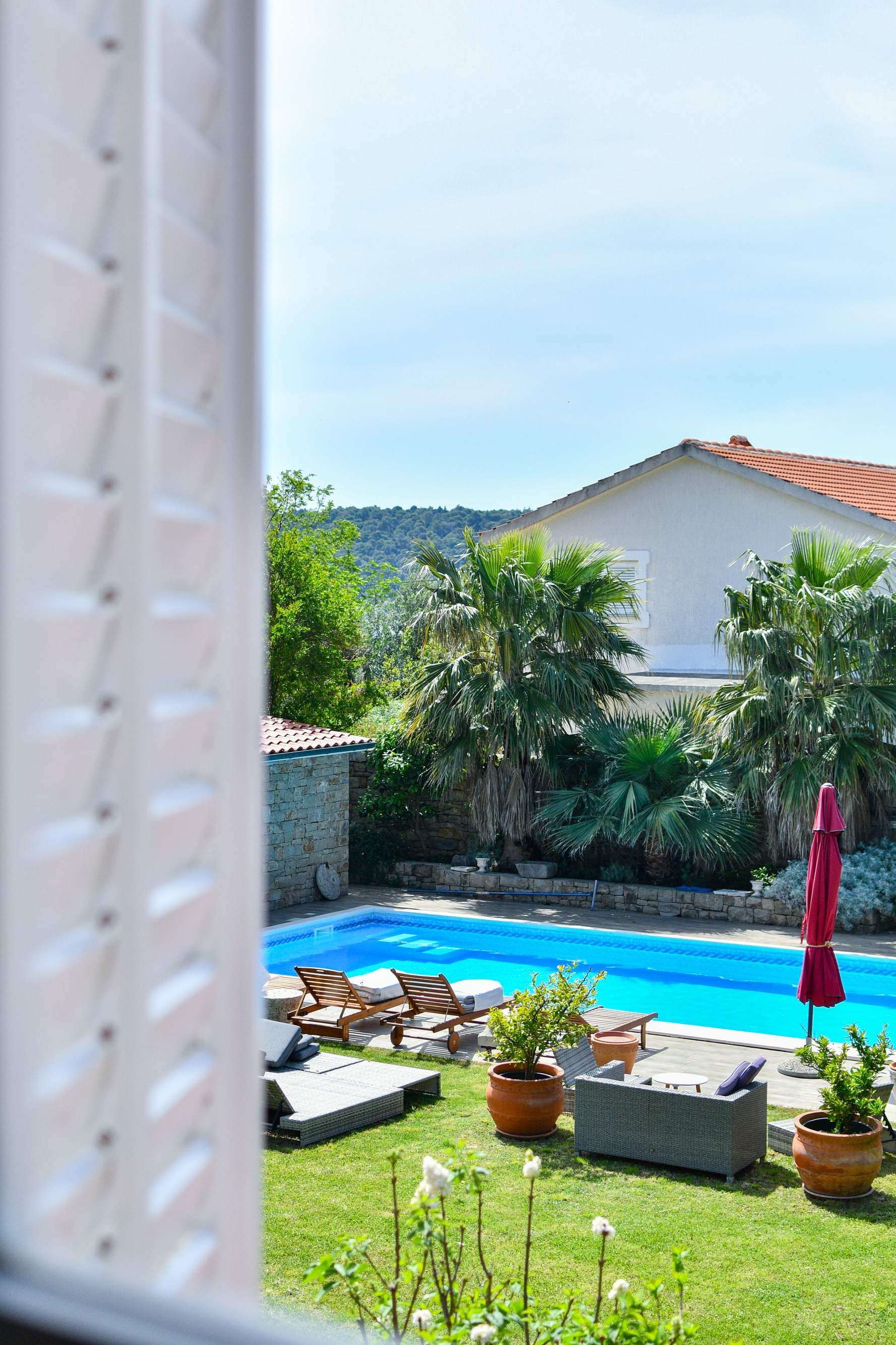 Two bedroom apartment with terrace Barbat, Rab  A-b