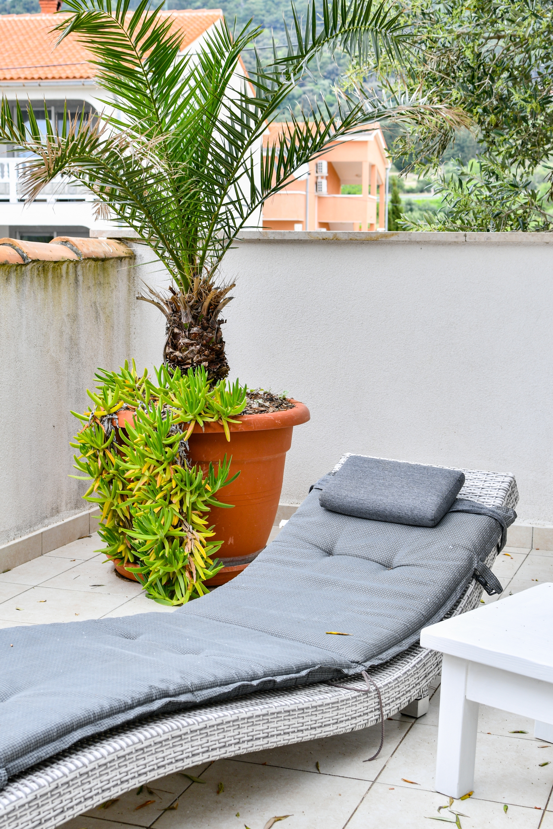 Two bedroom apartment with terrace Barbat, Rab  A-c