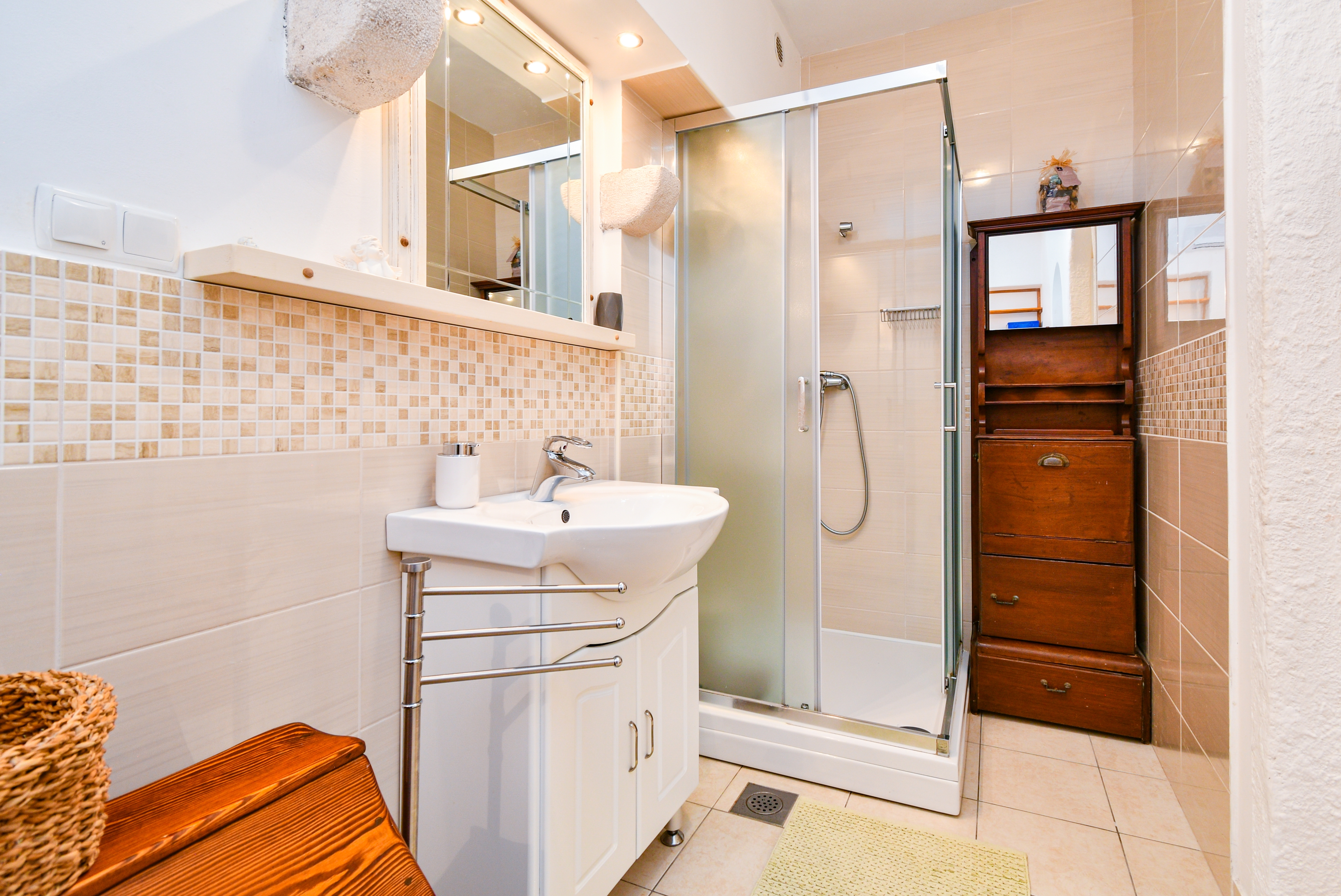 Two bedroom apartment with terrace Barbat, Rab  A-d