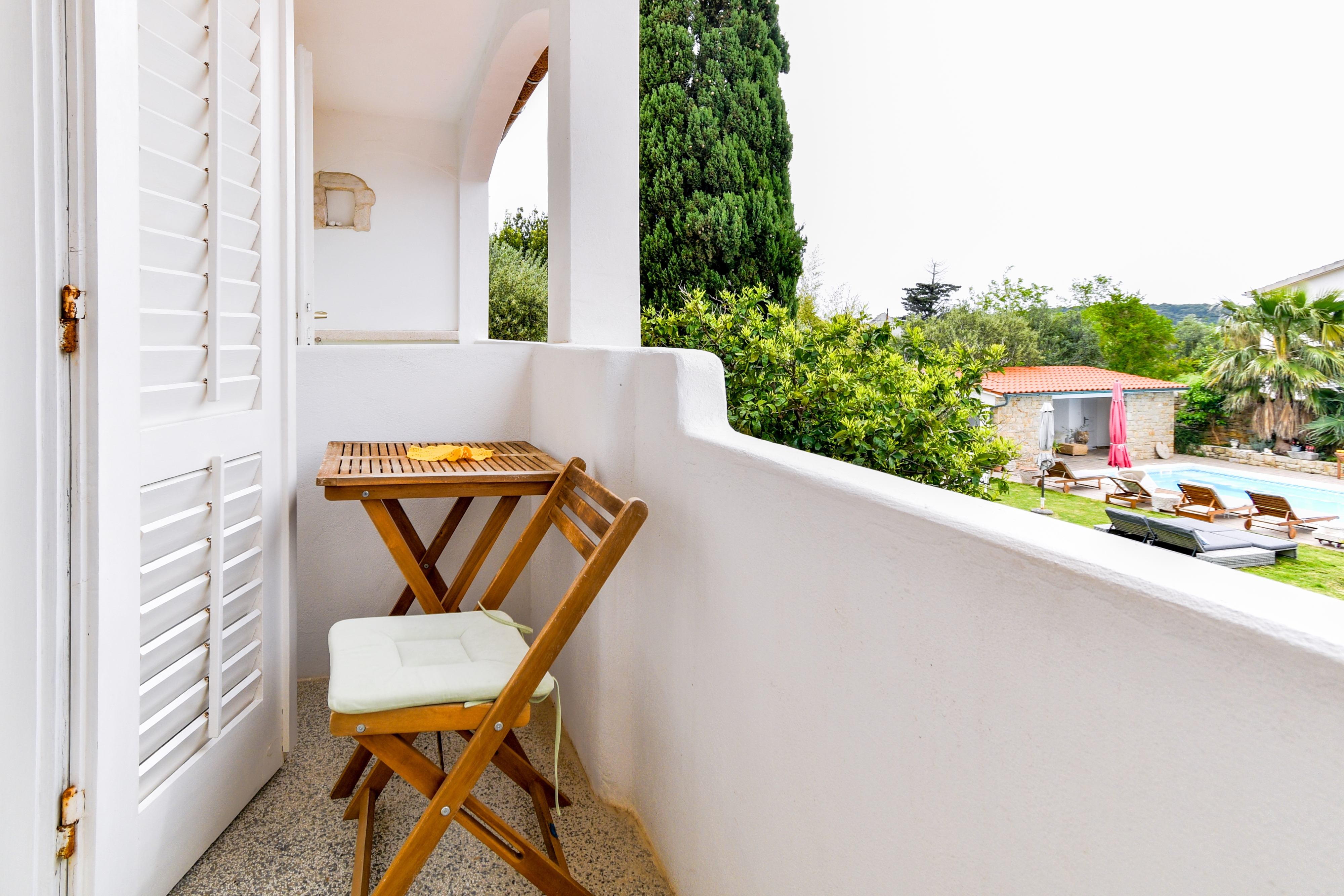 Two bedroom apartment with terrace Barbat, Rab  A-e