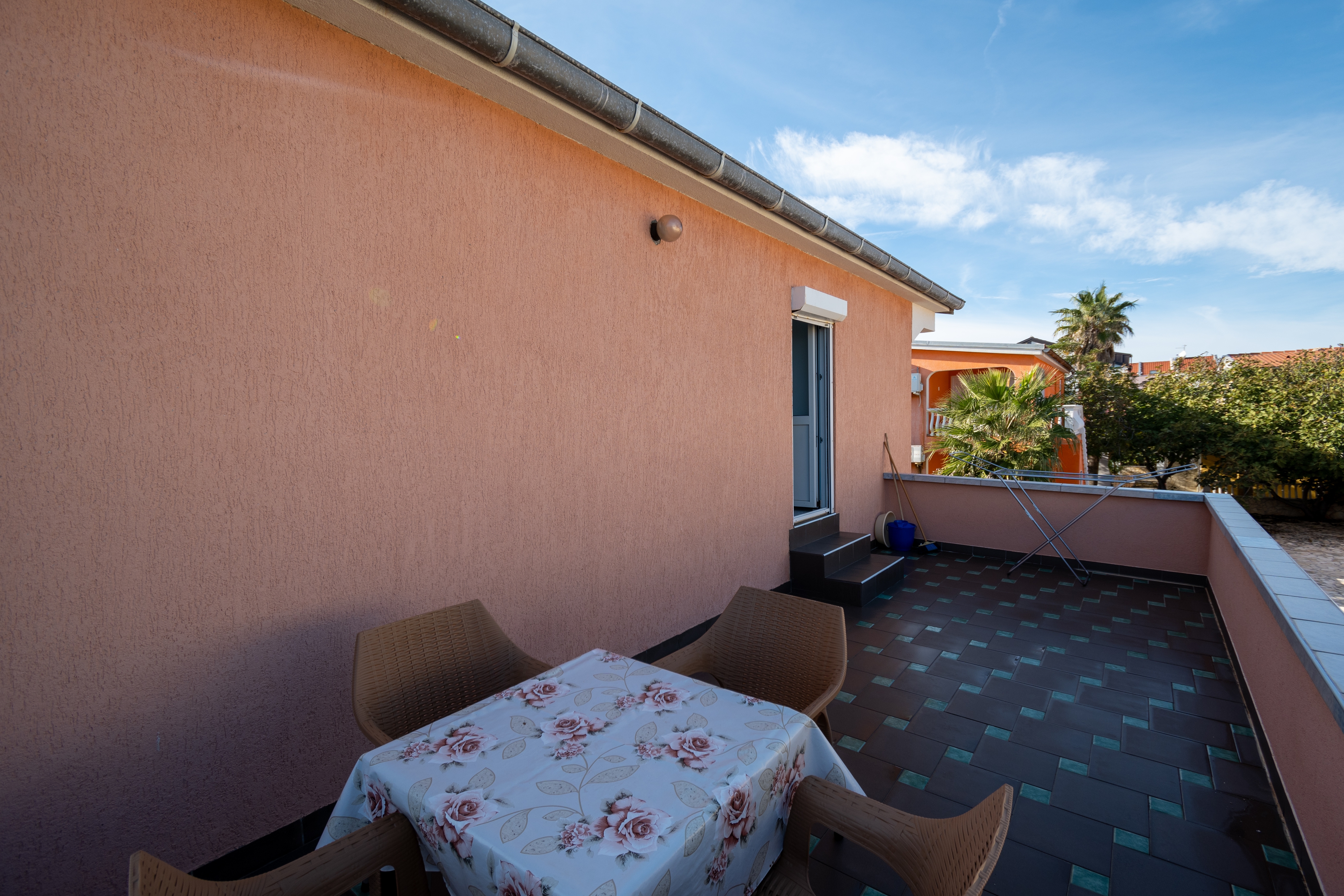 Three bedroom apartment with terrace and sea view Vir  A-a