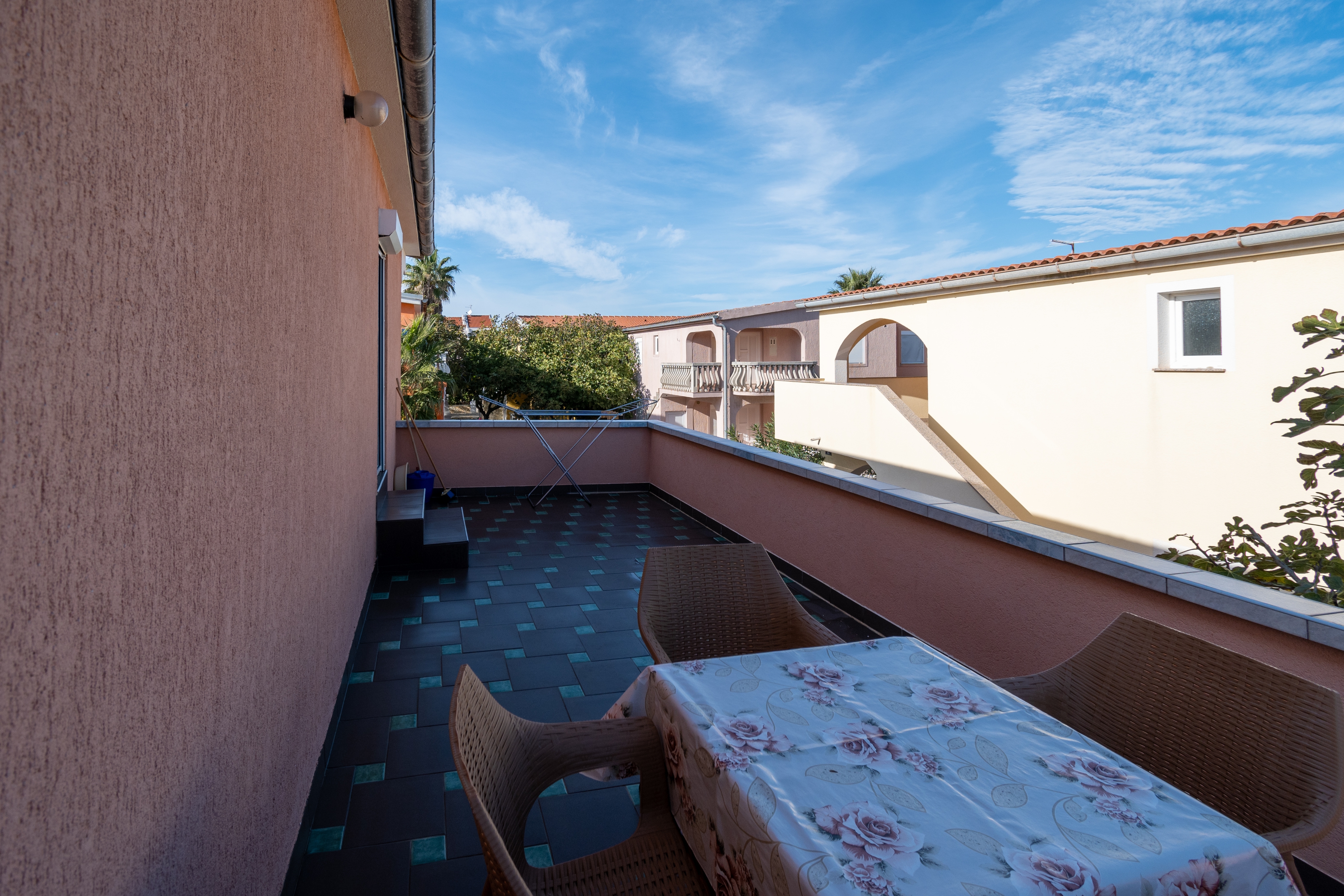 Three bedroom apartment with terrace and sea view Vir  A-a