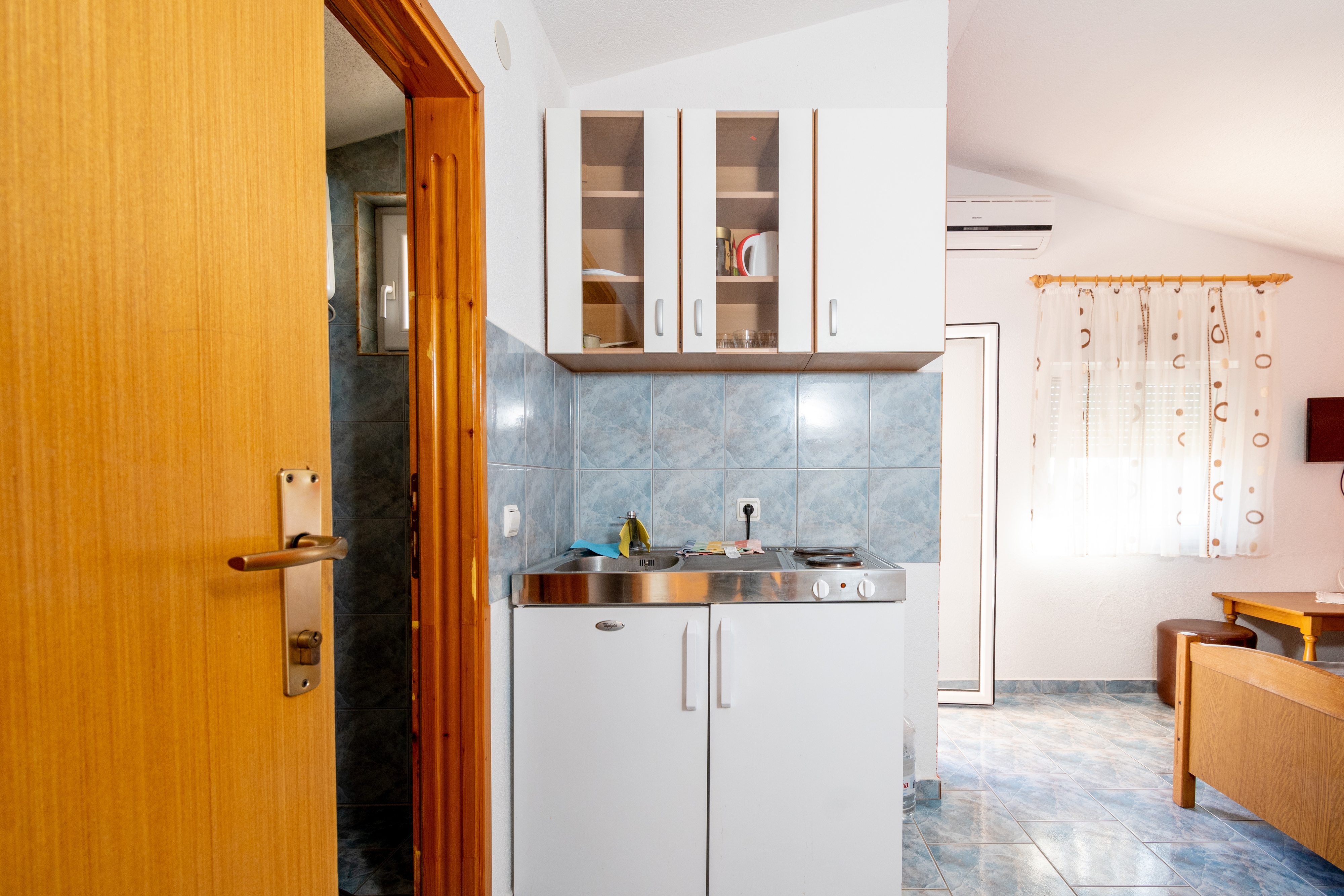 Studio flat with balcony Vir (AS-20177-c)