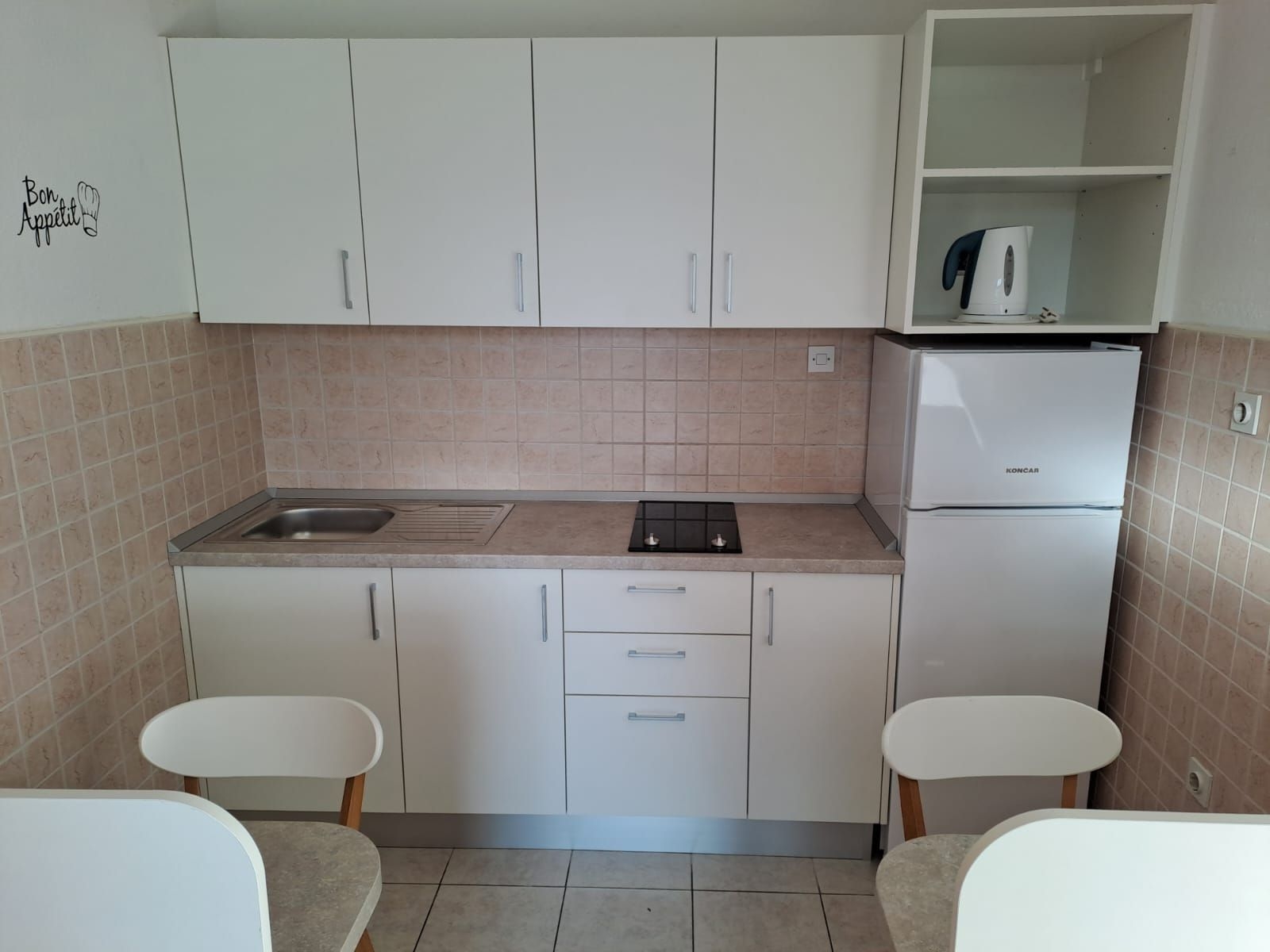 Two bedroom apartment with terrace Brela, Makarska (A-20186-a)