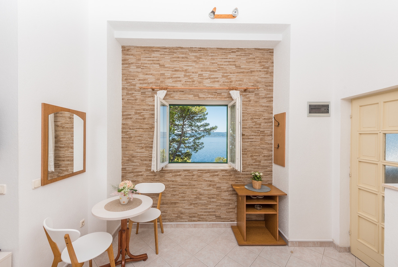 Studio flat with terrace and sea view Brela (Makarska) (AS-20186-c)