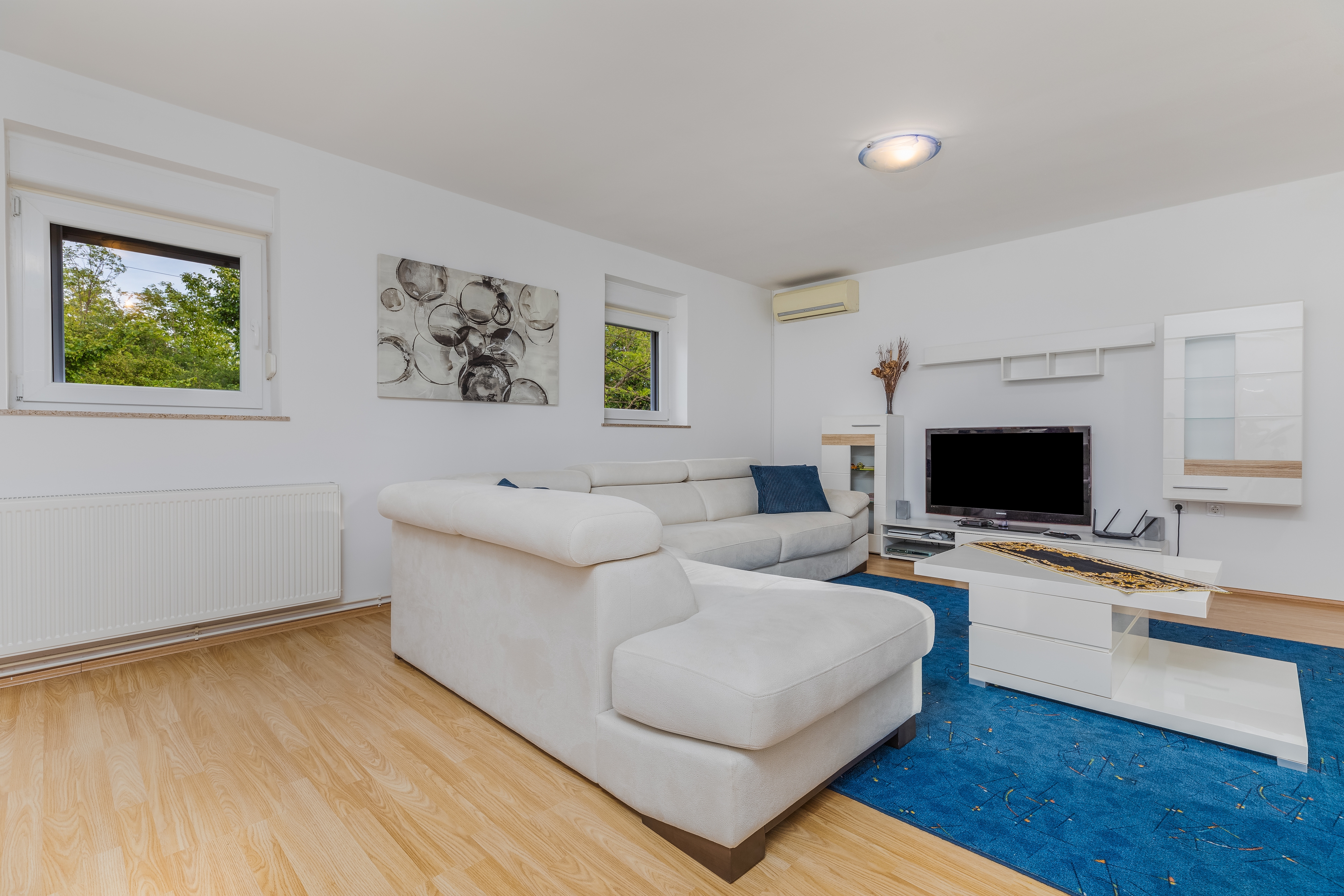 Three bedroom house with terrace Zagreb  K