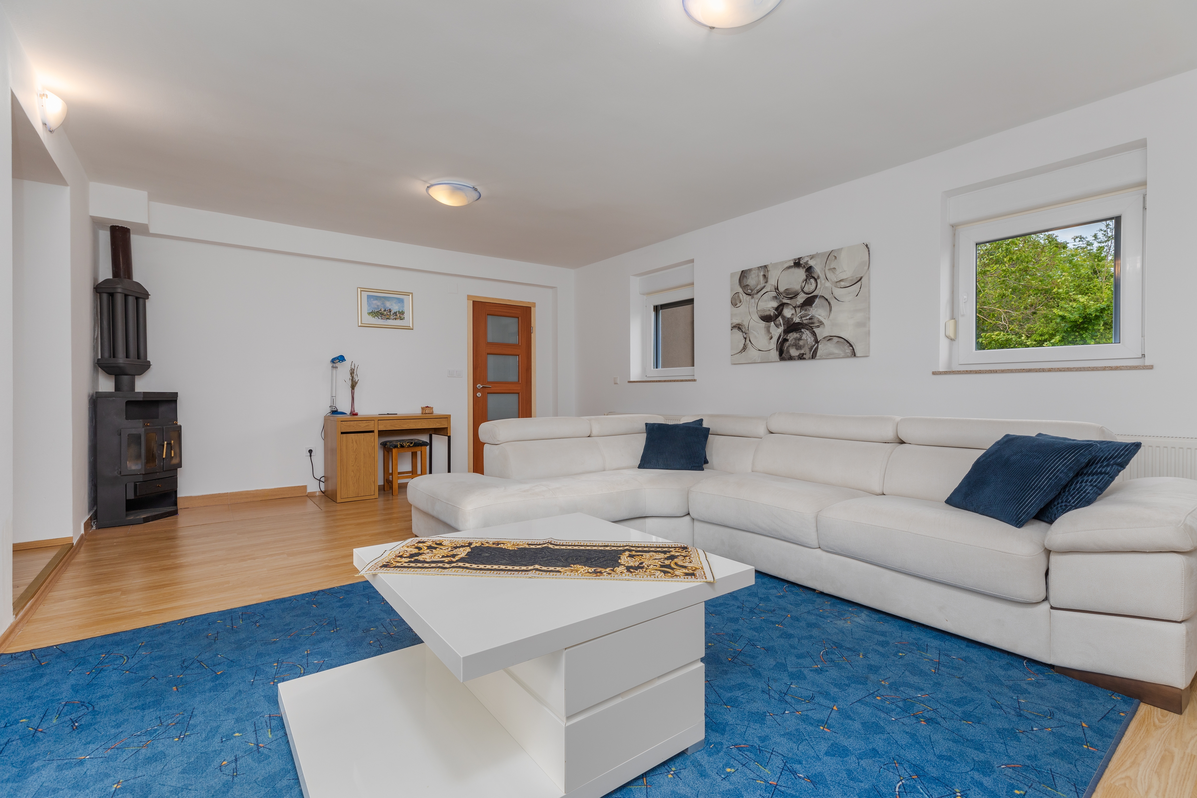 Three bedroom house with terrace Zagreb  K