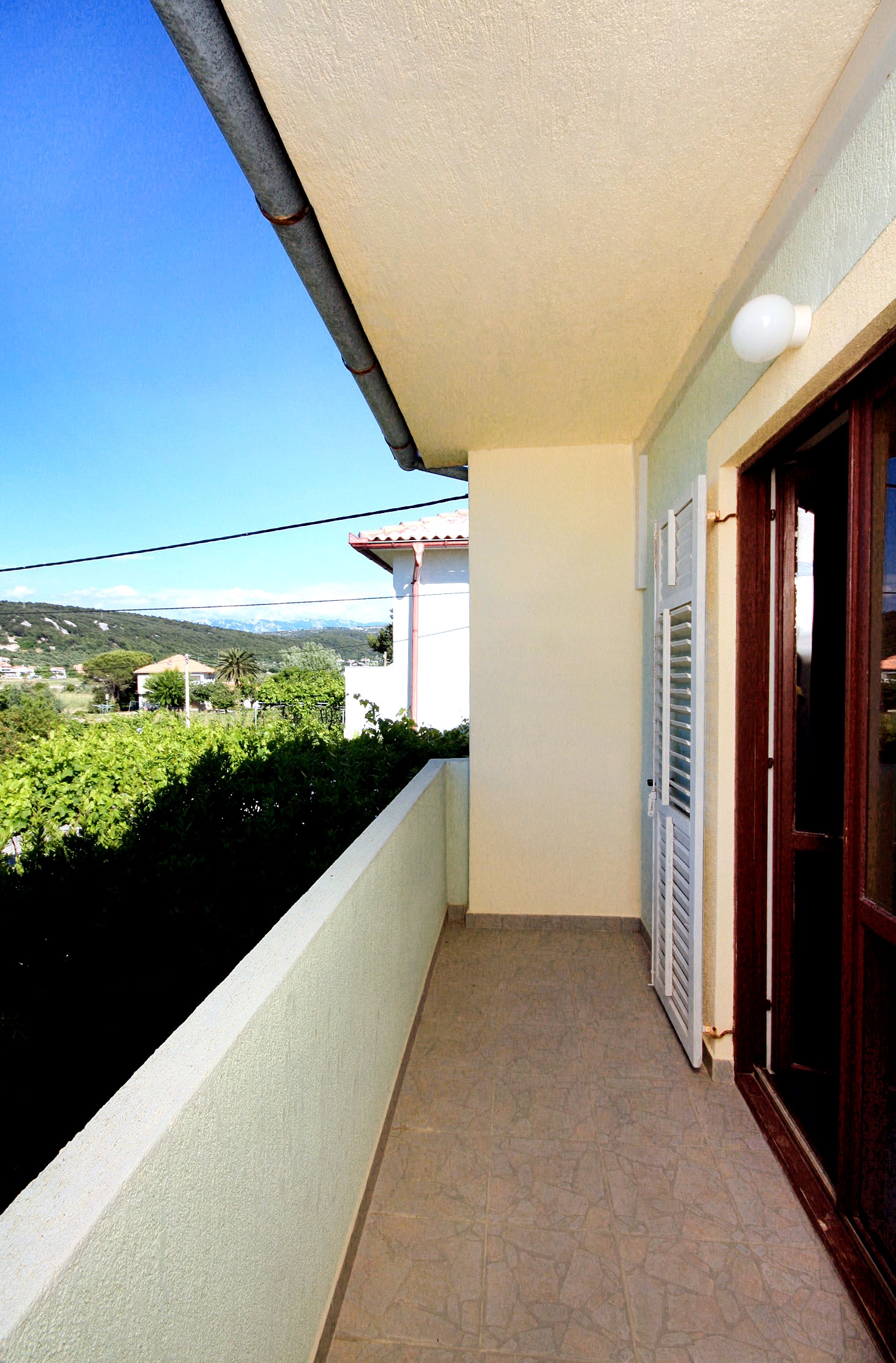 Two bedroom apartment with terrace and sea view Supetarska Draga - Donja, Rab  A-a