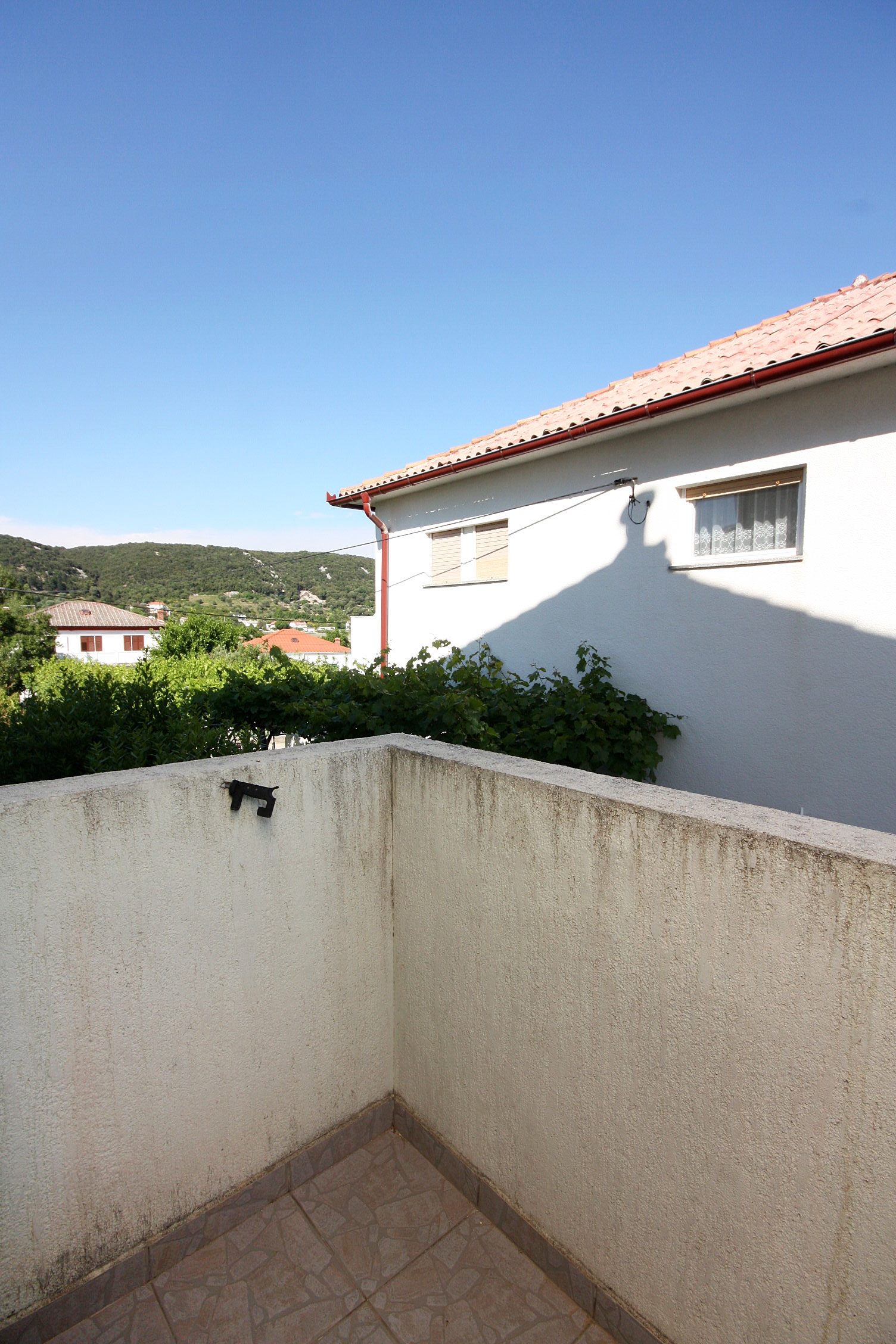 Two bedroom apartment with terrace and sea view Supetarska Draga - Donja, Rab  A-a