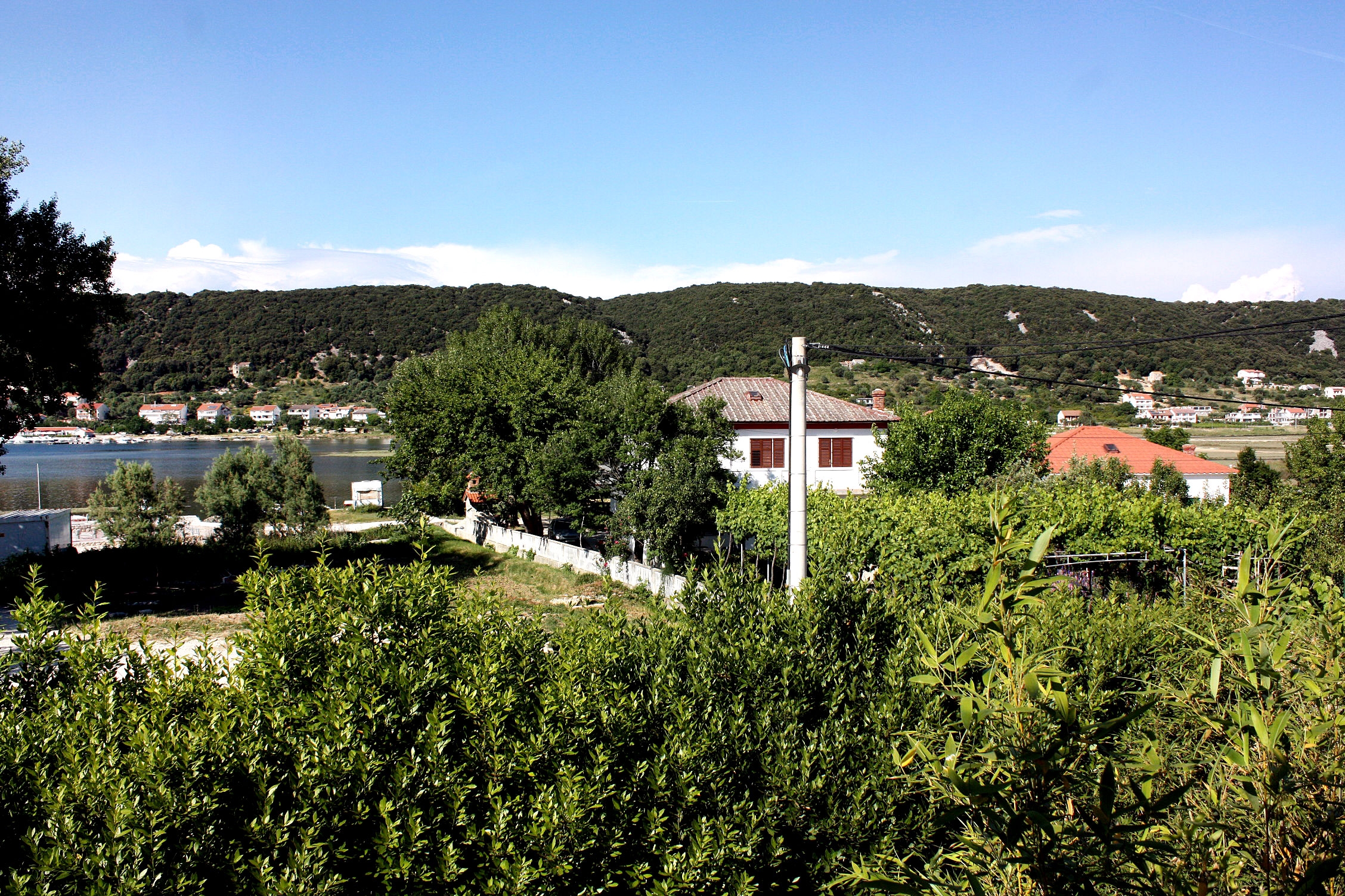 Two bedroom apartment with terrace and sea view Supetarska Draga - Donja, Rab  A-a