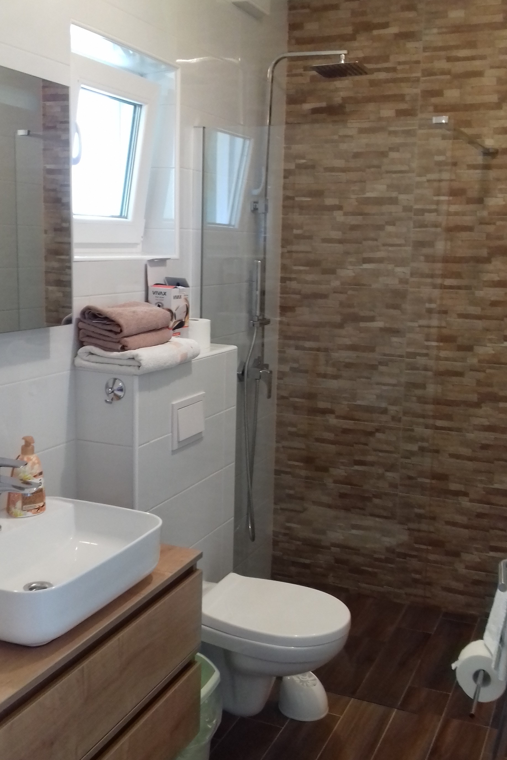 Two bedroom apartment with terrace and sea view Supetarska Draga - Donja, Rab  A-a