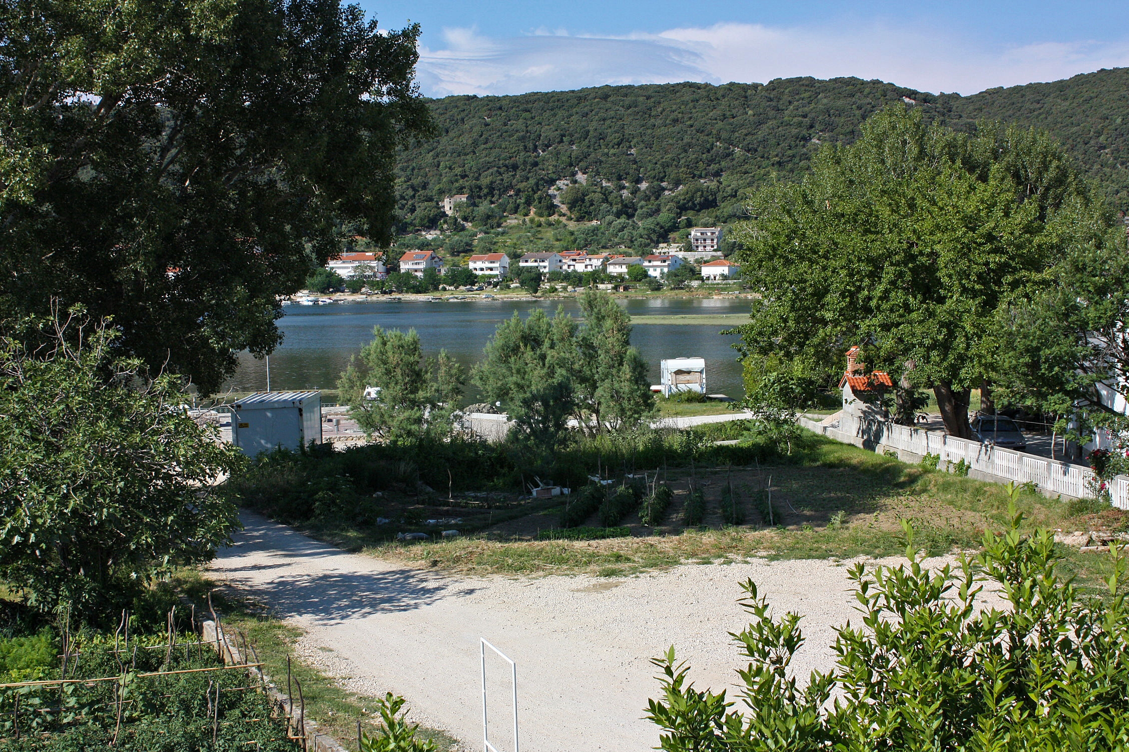 Two bedroom apartment with terrace and sea view Supetarska Draga - Donja, Rab  A-a
