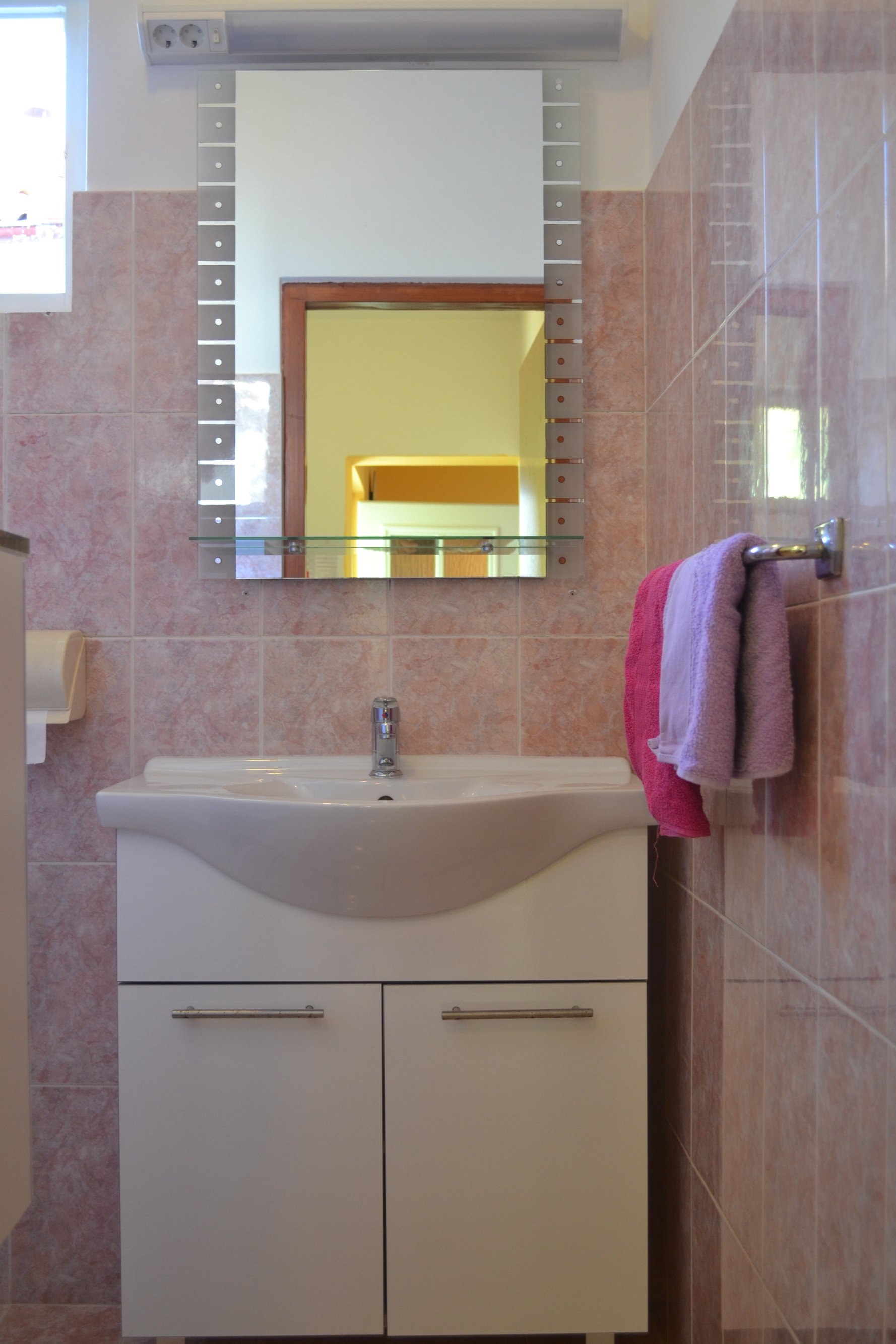 Two bedroom apartment with terrace Supetarska Draga - Donja, Rab  A-b