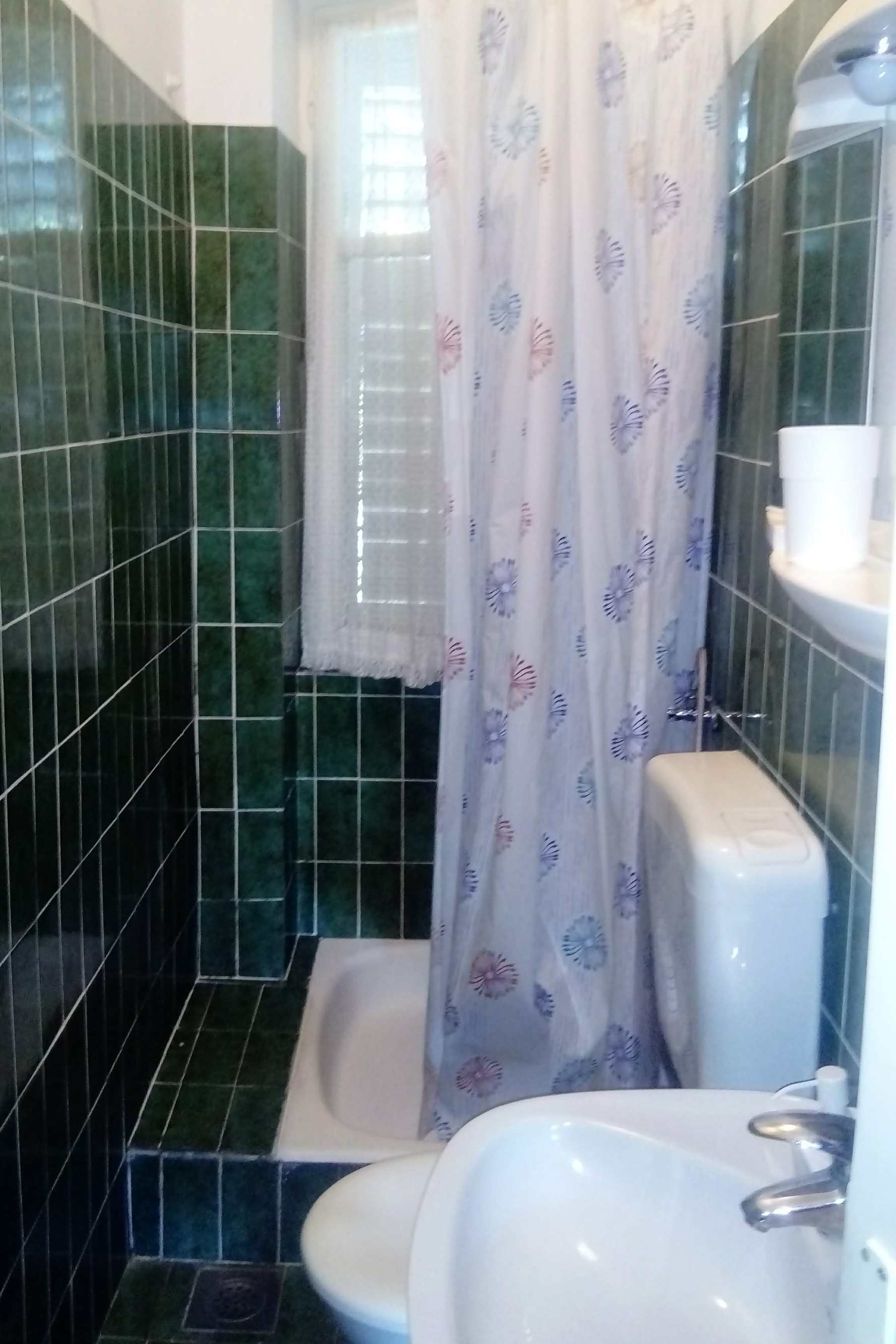 Three bedroom apartment near beach Supetarska Draga - Donja, Rab  A-a