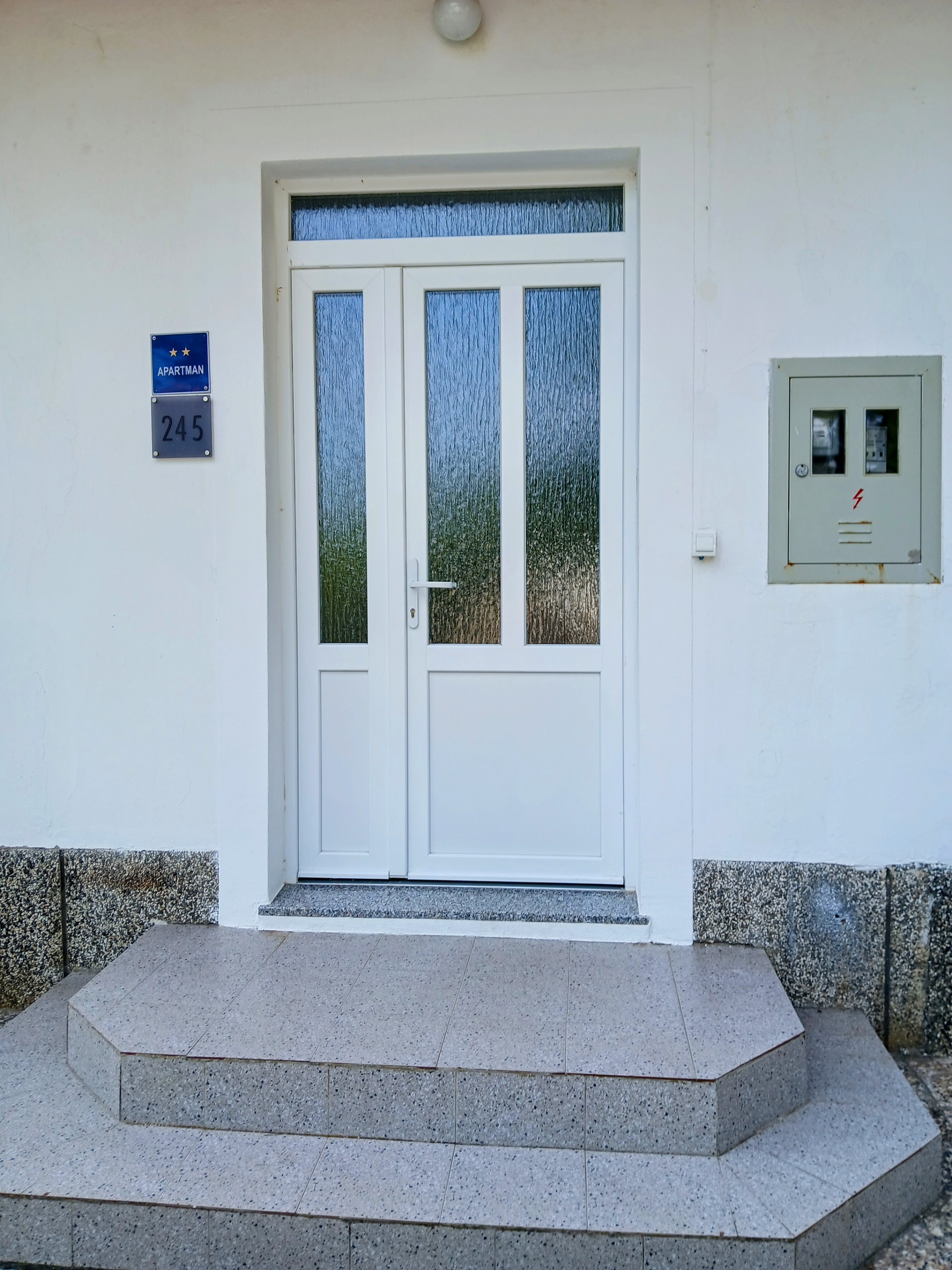 Three bedroom apartment near beach Supetarska Draga - Donja, Rab  A-a
