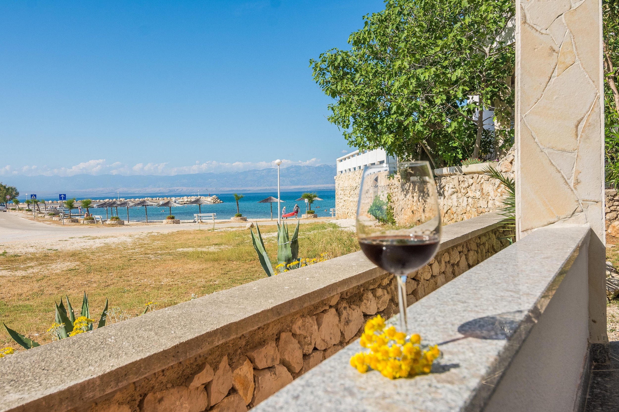 Two bedroom apartment near beach Vir - Lozice, Vir  A-b