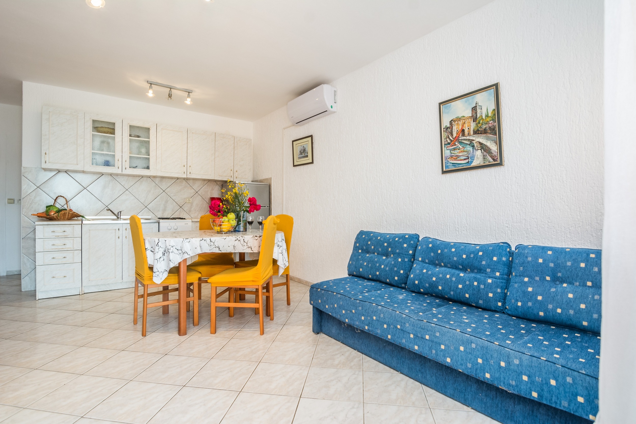 One bedroom apartment near beach Vir (A-20203-b)