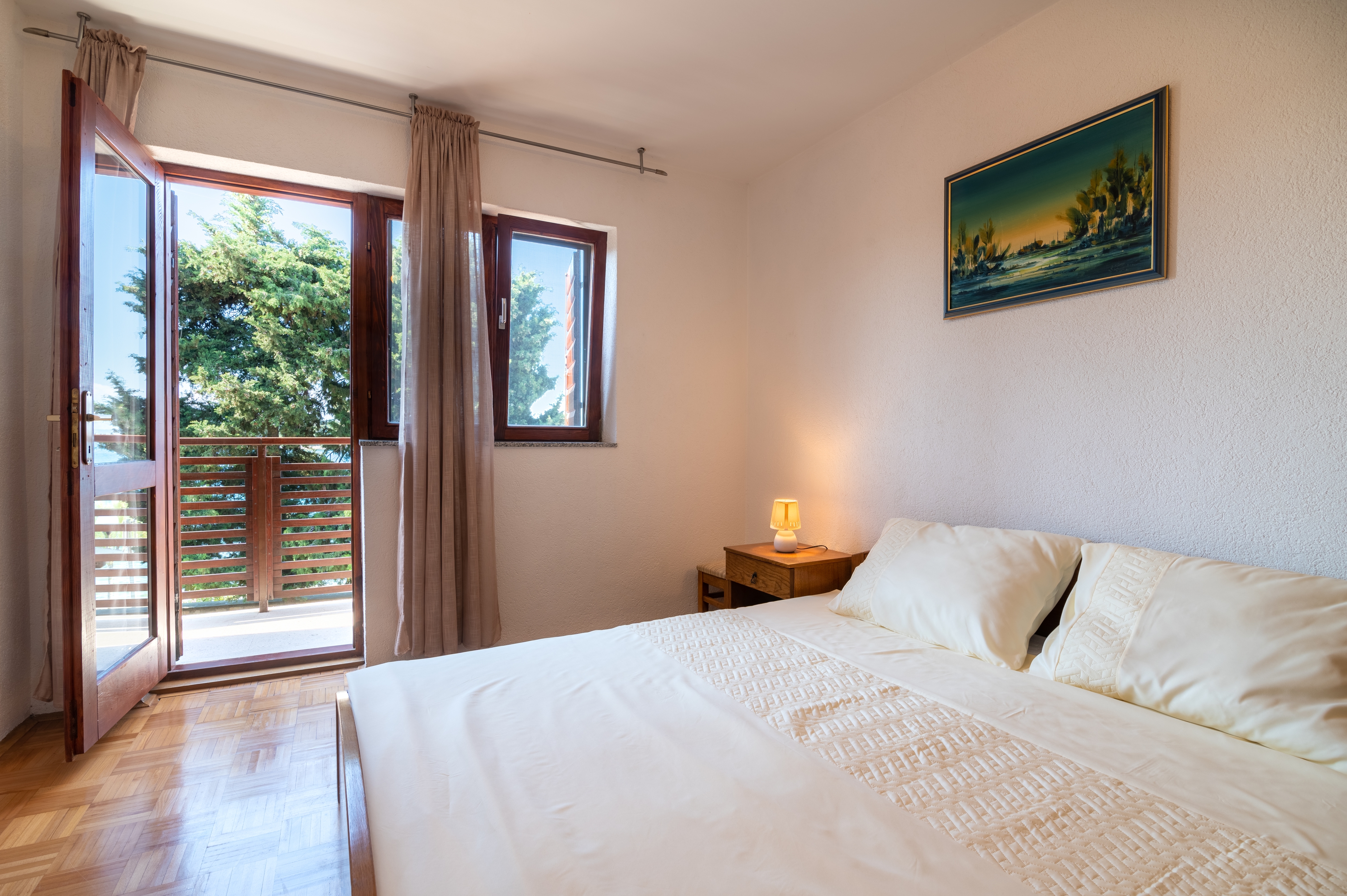 Three bedroom apartment near beach Preko, Ugljan  A-a