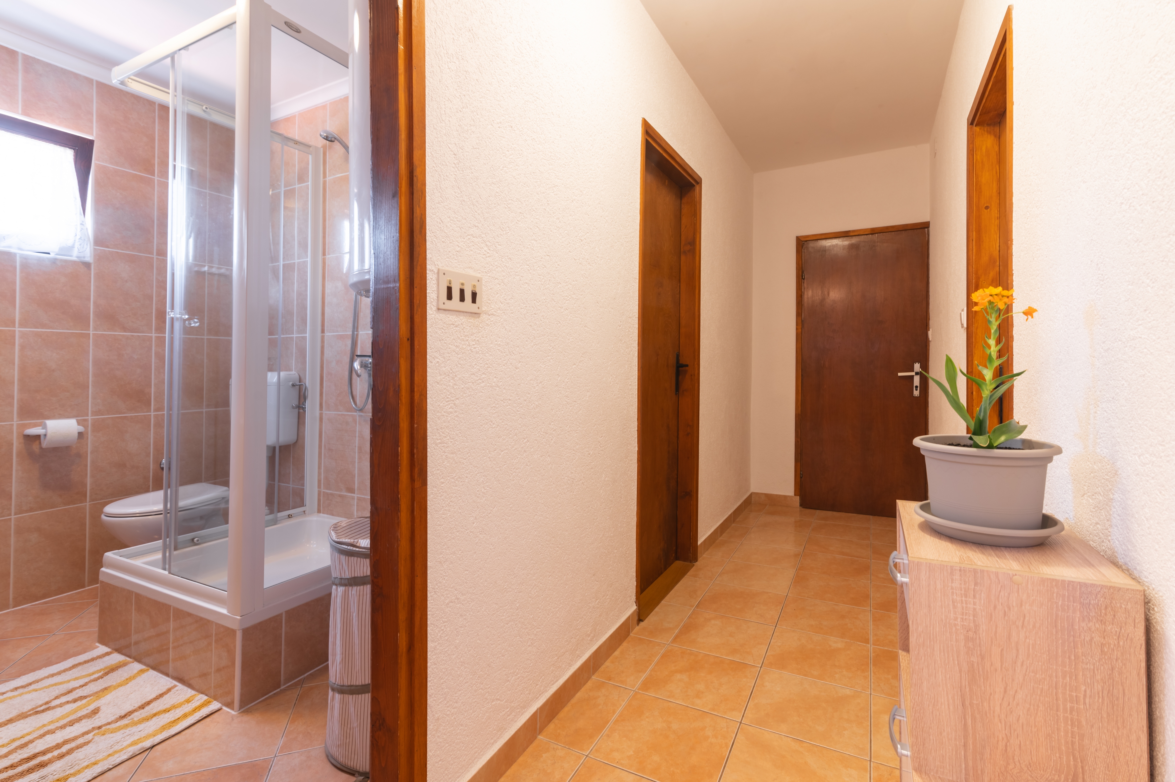 Three bedroom apartment near beach Preko, Ugljan  A-a