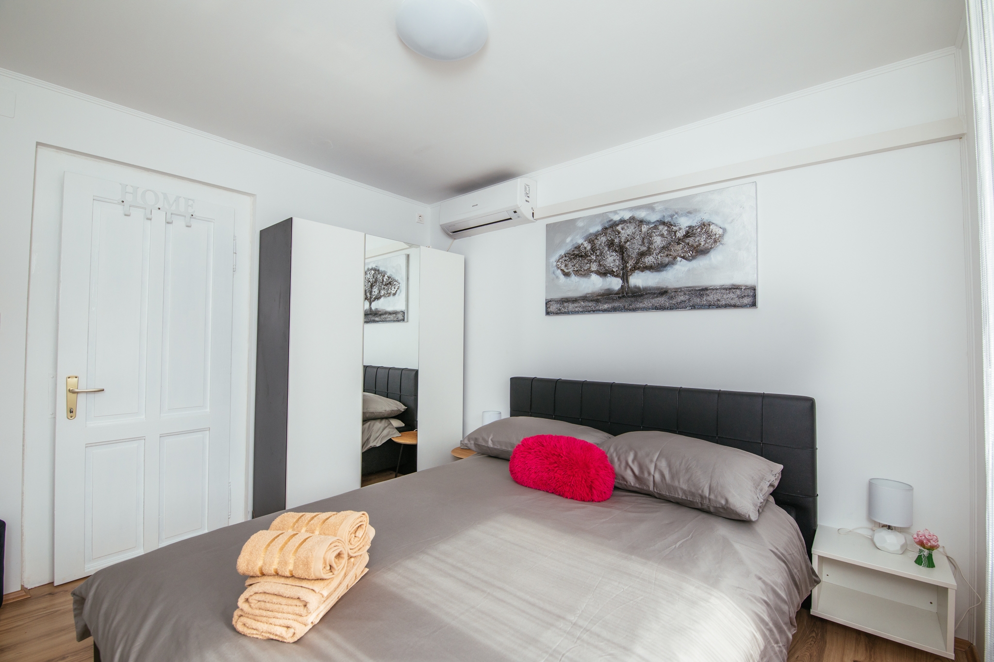 Three bedroom house with terrace and sea view Luka, Dugi otok  K