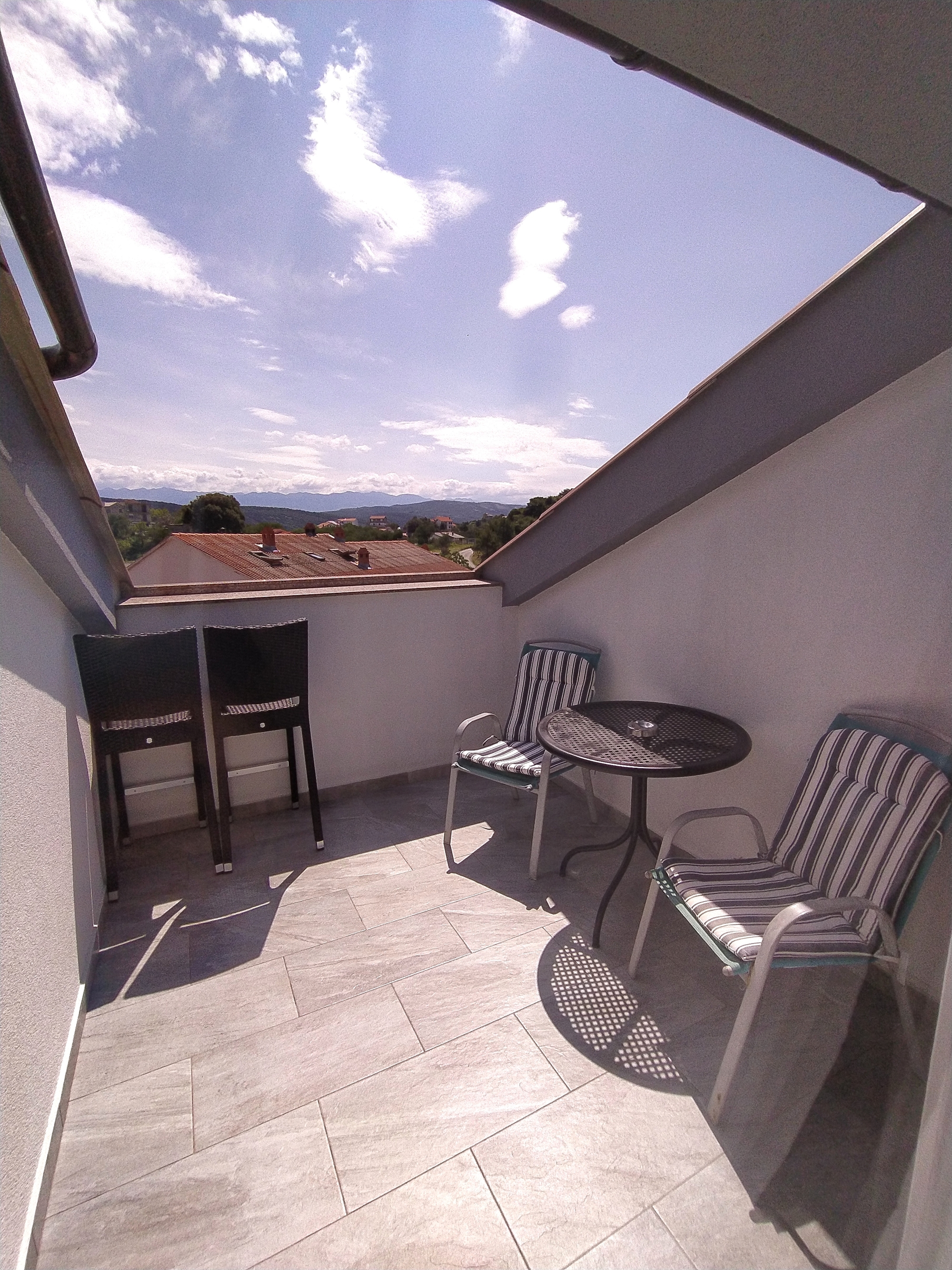 Three bedroom apartment with terrace and sea view Supetarska Draga - Donja, Rab  A-a