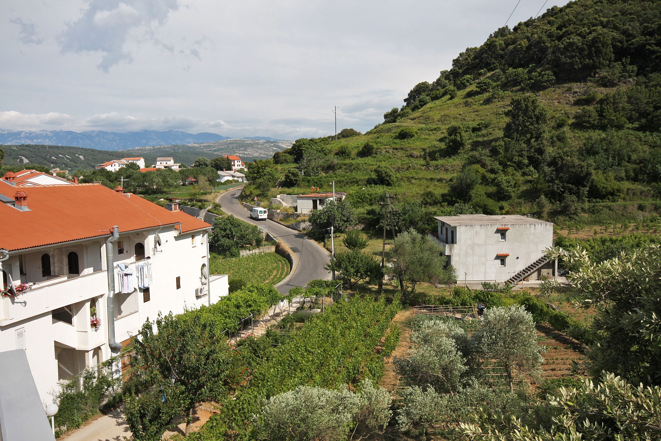 Three bedroom apartment with terrace and sea view Supetarska Draga - Donja, Rab  A-a