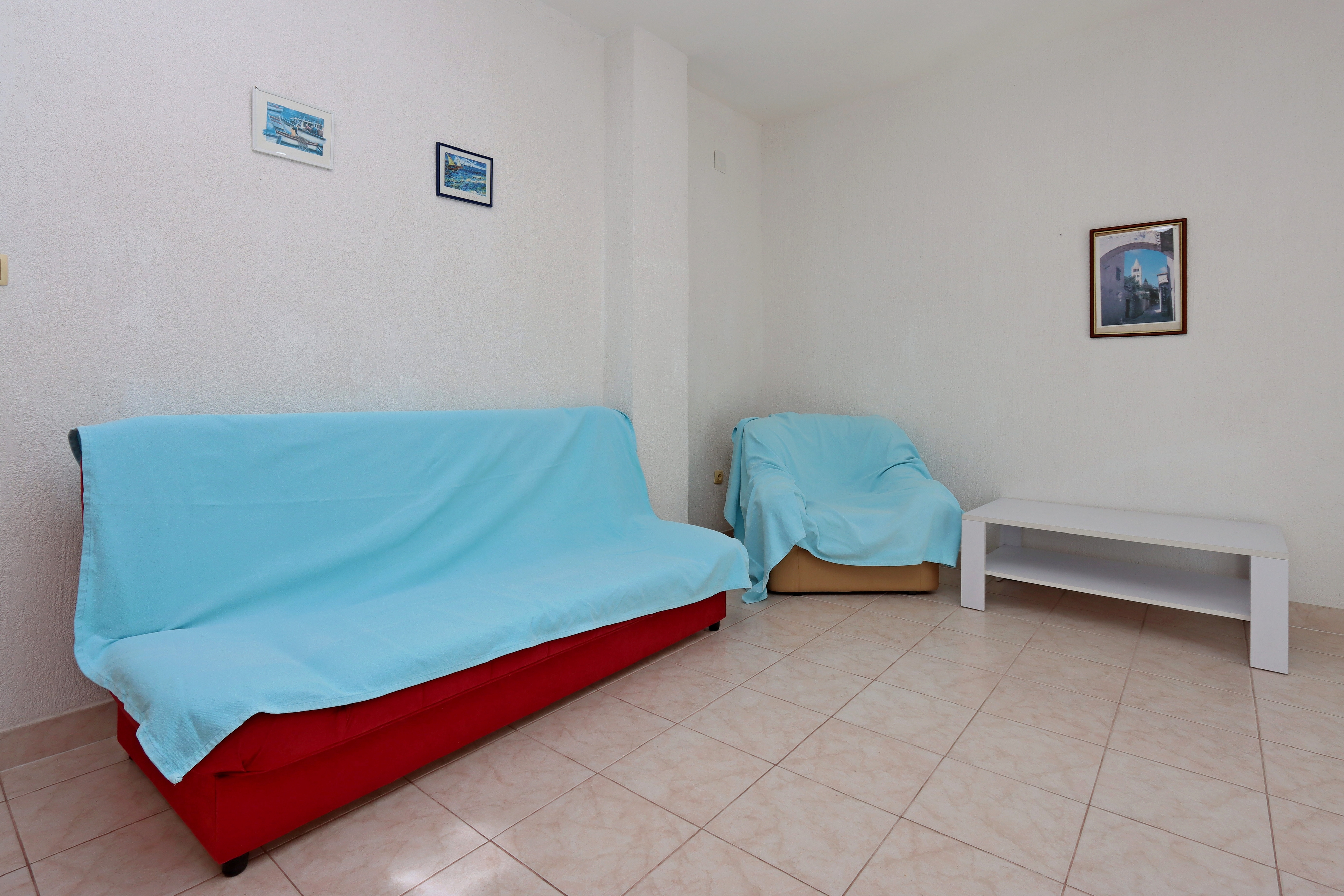 Two bedroom apartment with terrace and sea view Rab (A-20222-a)