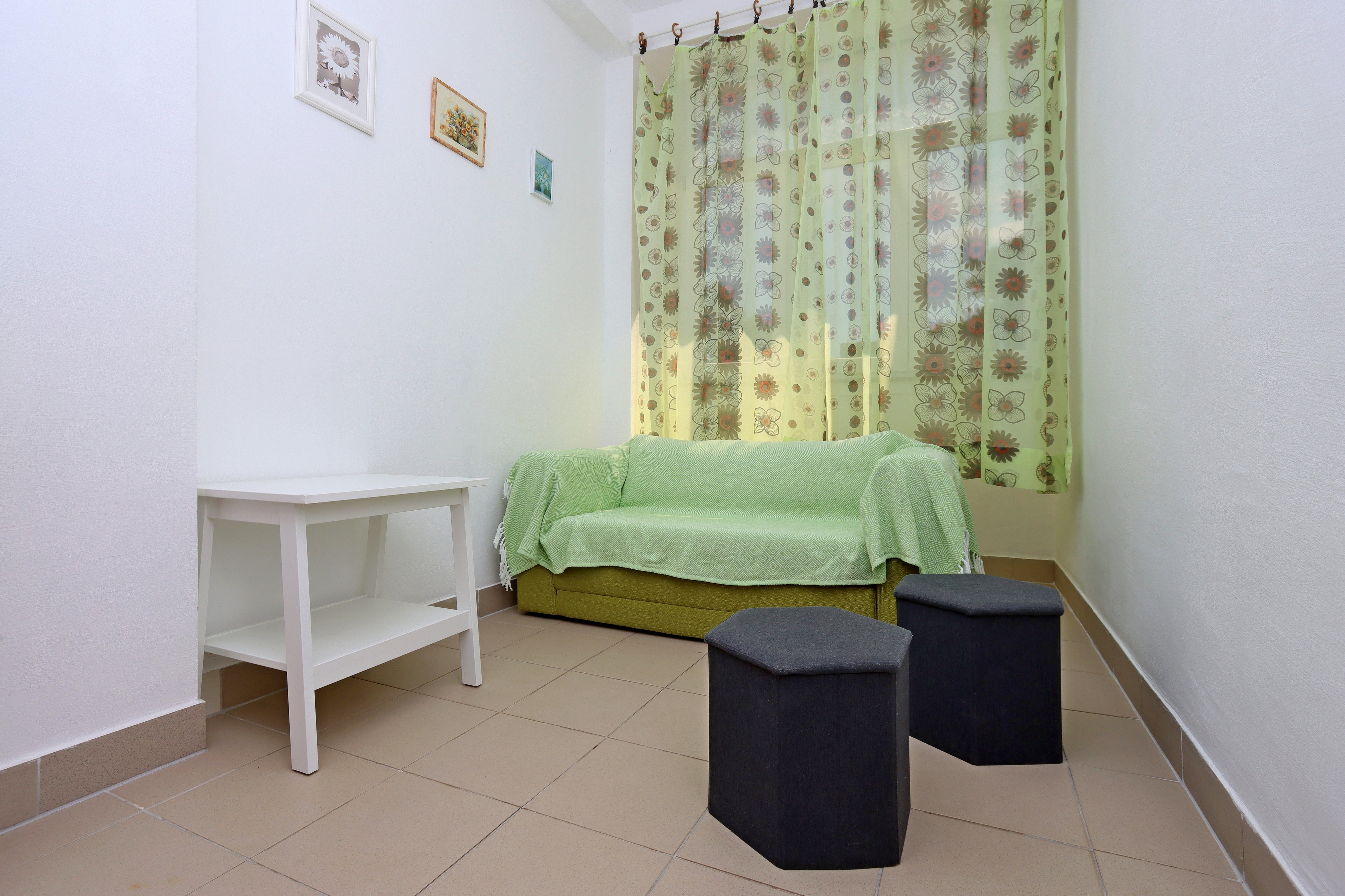 Two bedroom apartment with terrace and sea view Rab (A-20222-c)